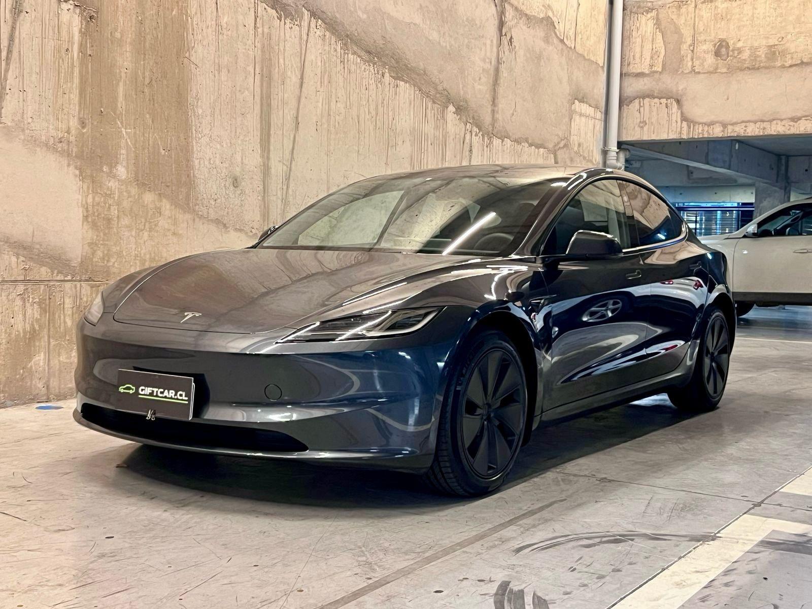 TESLA MODEL 3 LONG RANGE 4x4 2025 ÚNICO DUEÑO - FULL MOTOR