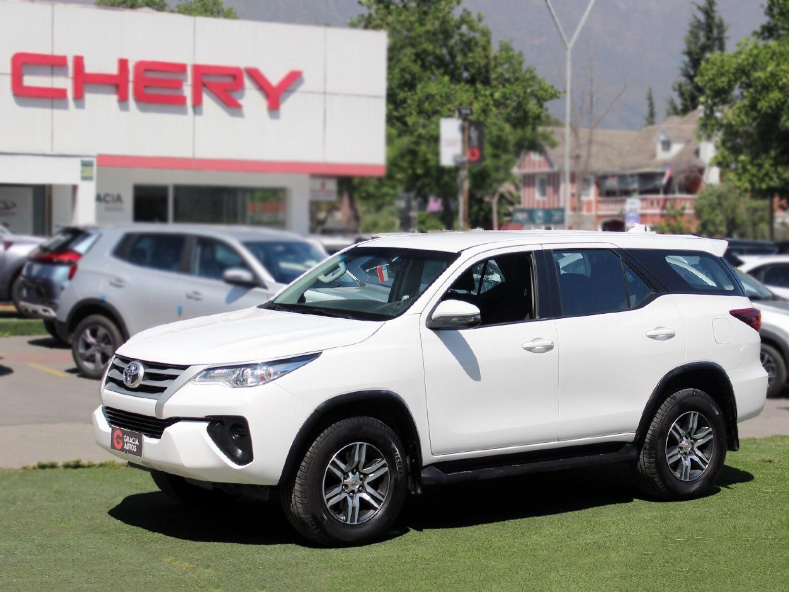 TOYOTA FORTUNER