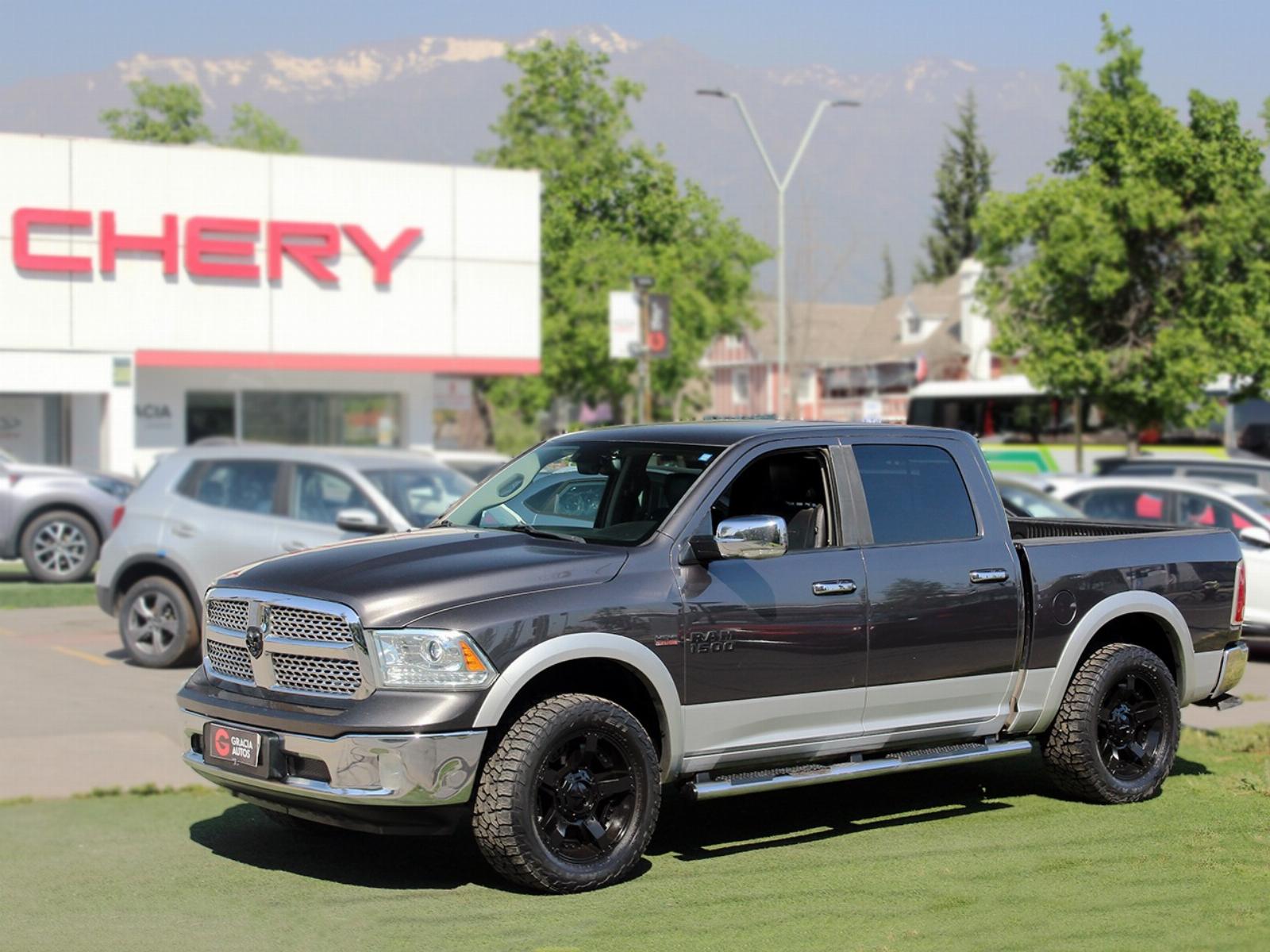 DODGE RAM 1500 LARAMIE S 4X4 5.7 AUT 2014  - GRACIA AUTOS