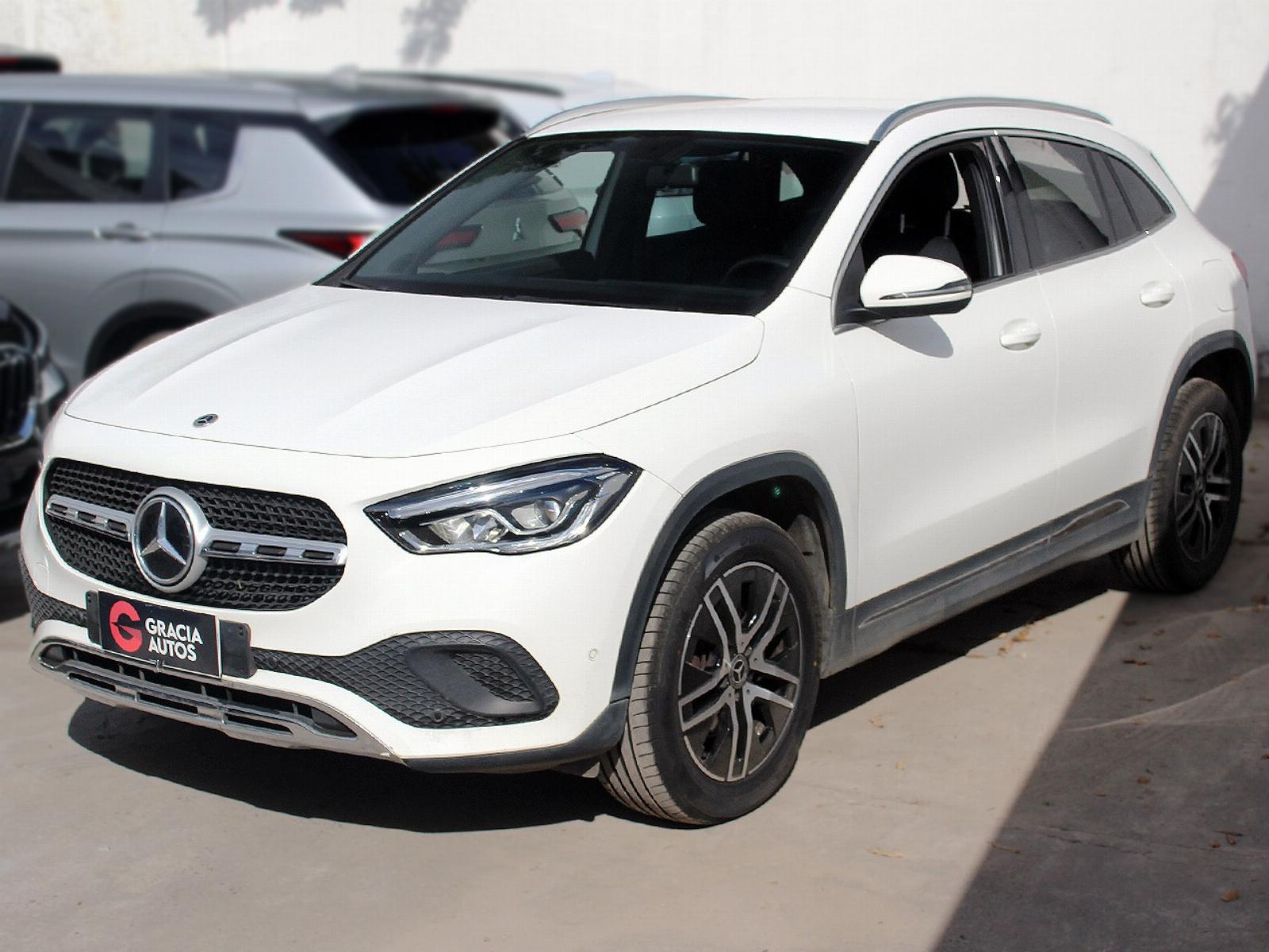 MERCEDES-BENZ GLA 200 D HB 2.1 AUT 2022 DIESEL - GRACIA AUTOS