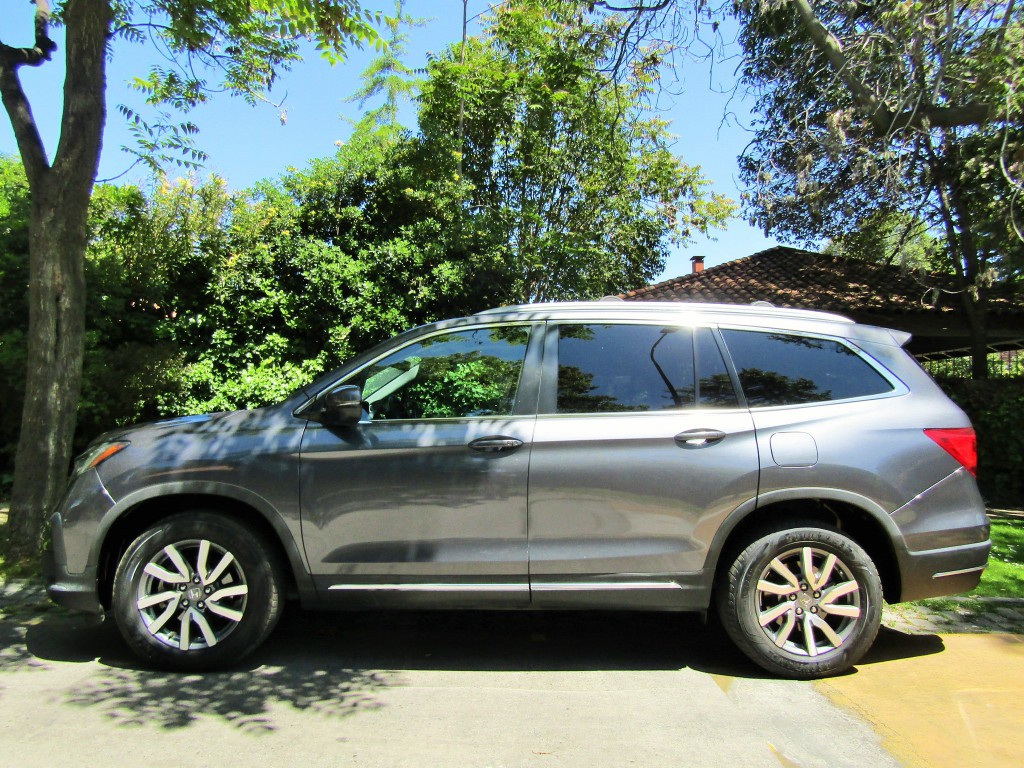 HONDA PILOT Touring 4x4 3.5 aut 2020 1 Dueña. mantenciones hasta 40 mil en honda.  - JULIO INFANTE