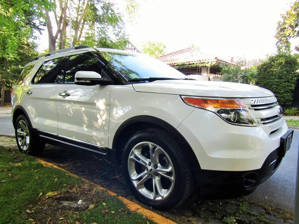 FORD EXPLORER LTD 4x4 3.5  2015 2 Sunroof, cuero, 3 corridas - JULIO INFANTE