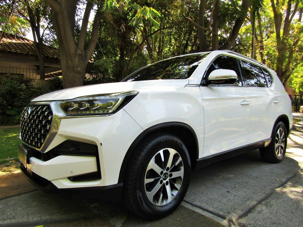 SSANGYONG REXTON Limited  Plus 4x4  2.2  AT 2023  - JULIO INFANTE