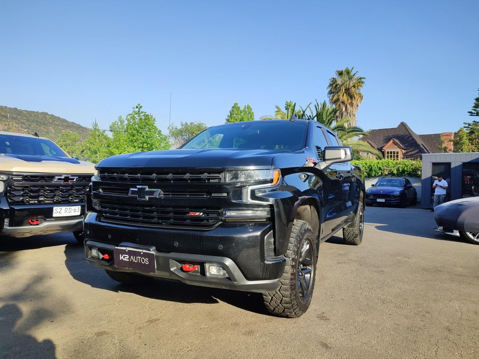 CHEVROLET SILVERADO LT TRAILBOSS 5.3 4X4 2021 MANTENCIONES AL DIA - FULL MOTOR