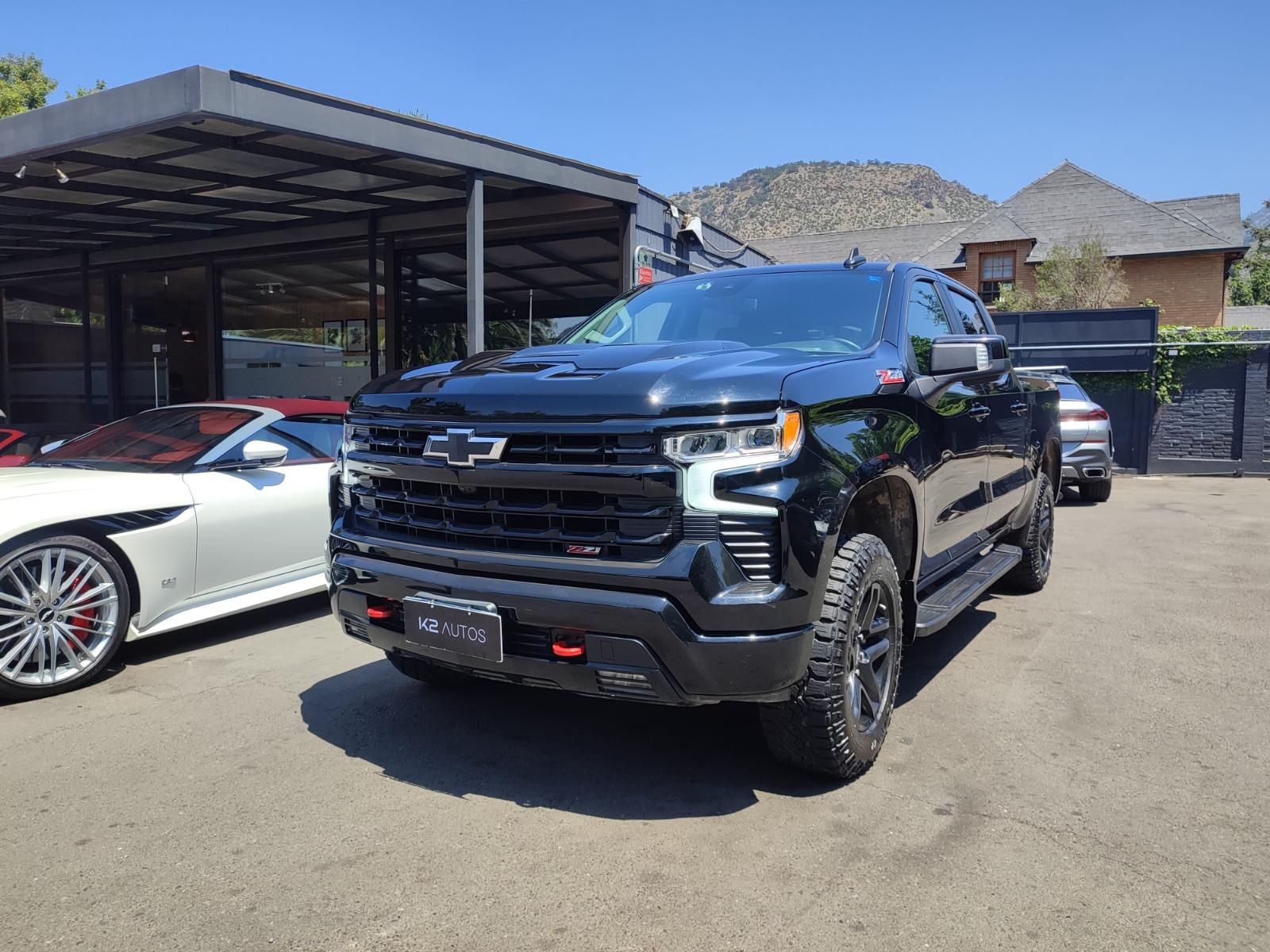 CHEVROLET SILVERADO TRAIL BOSS Z71 5.3 4X4 2023 FACTURABLE - K2 AUTOS