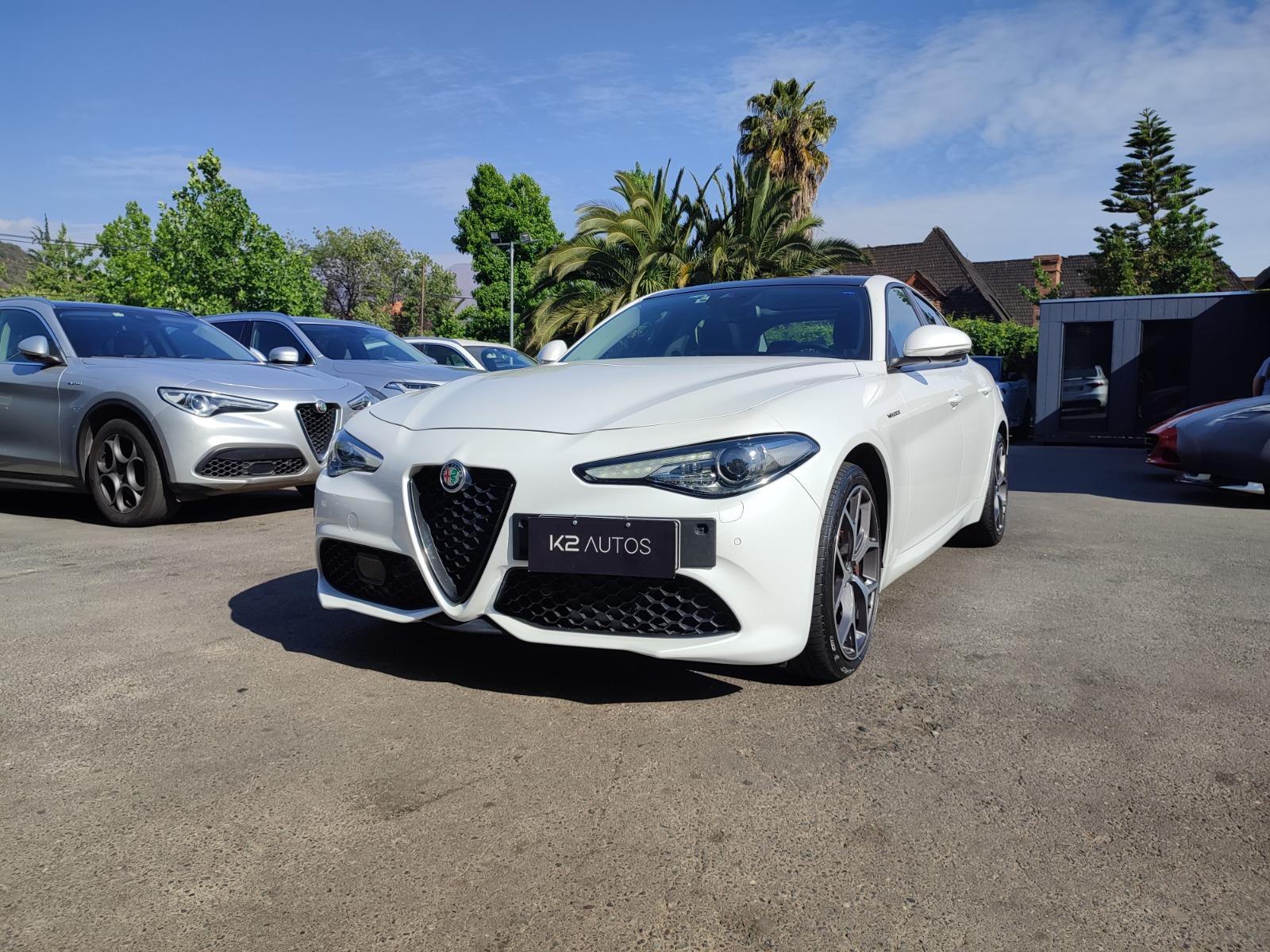 ALFA ROMEO GIULIA VELOCE 280HP 2.0 2022 SIN DETALLES, TODO AL DIA - K2 AUTOS