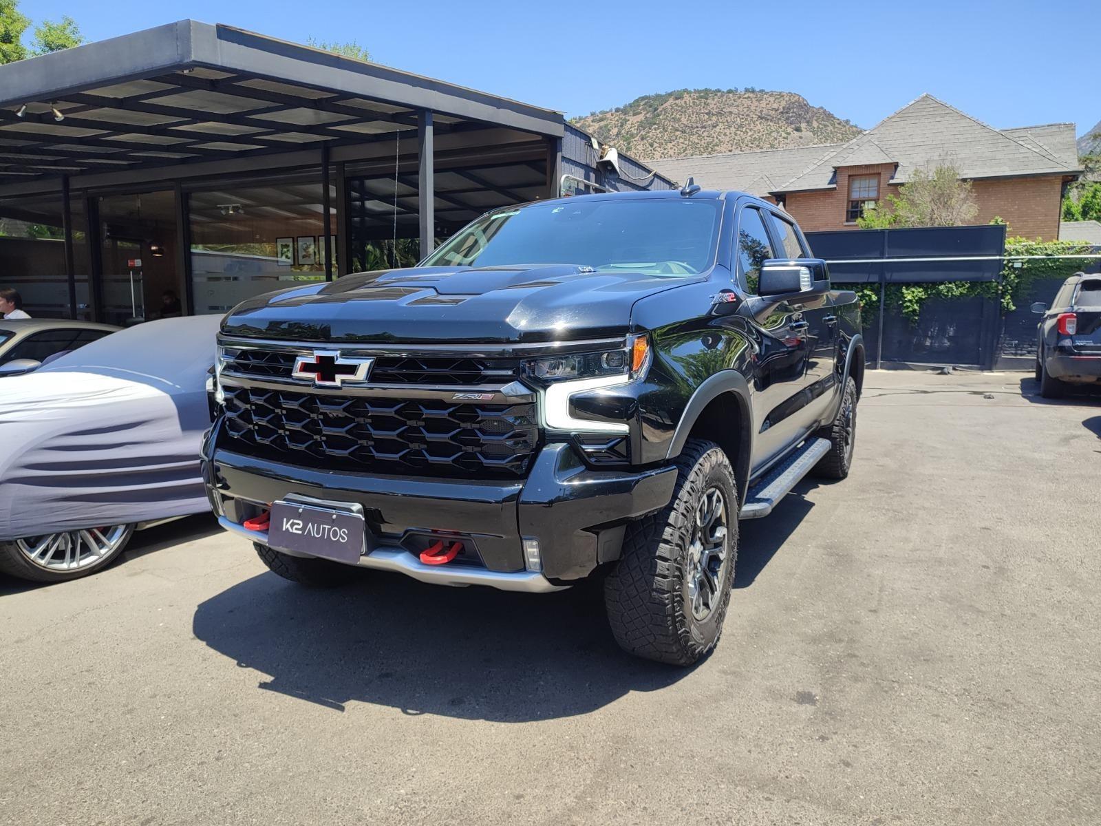 CHEVROLET SILVERADO ZR2 6.2L 4WD 2023 TODO AL DIA, SIN DETALLES - K2 AUTOS