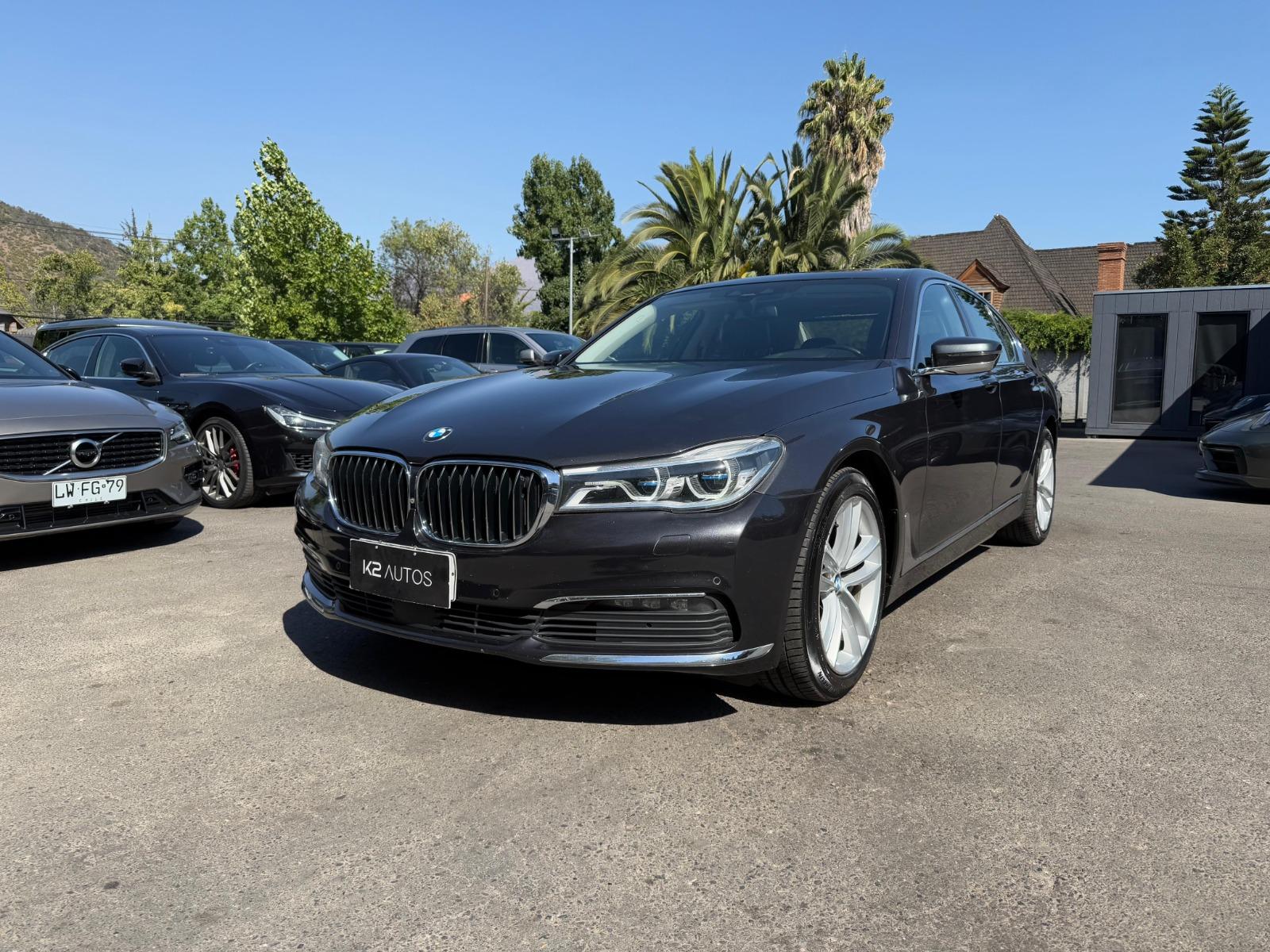 BMW 740 i 3.0T 2017 MANTENCIONES EN LA MARCA, FULL EQUIPO - K2 AUTOS