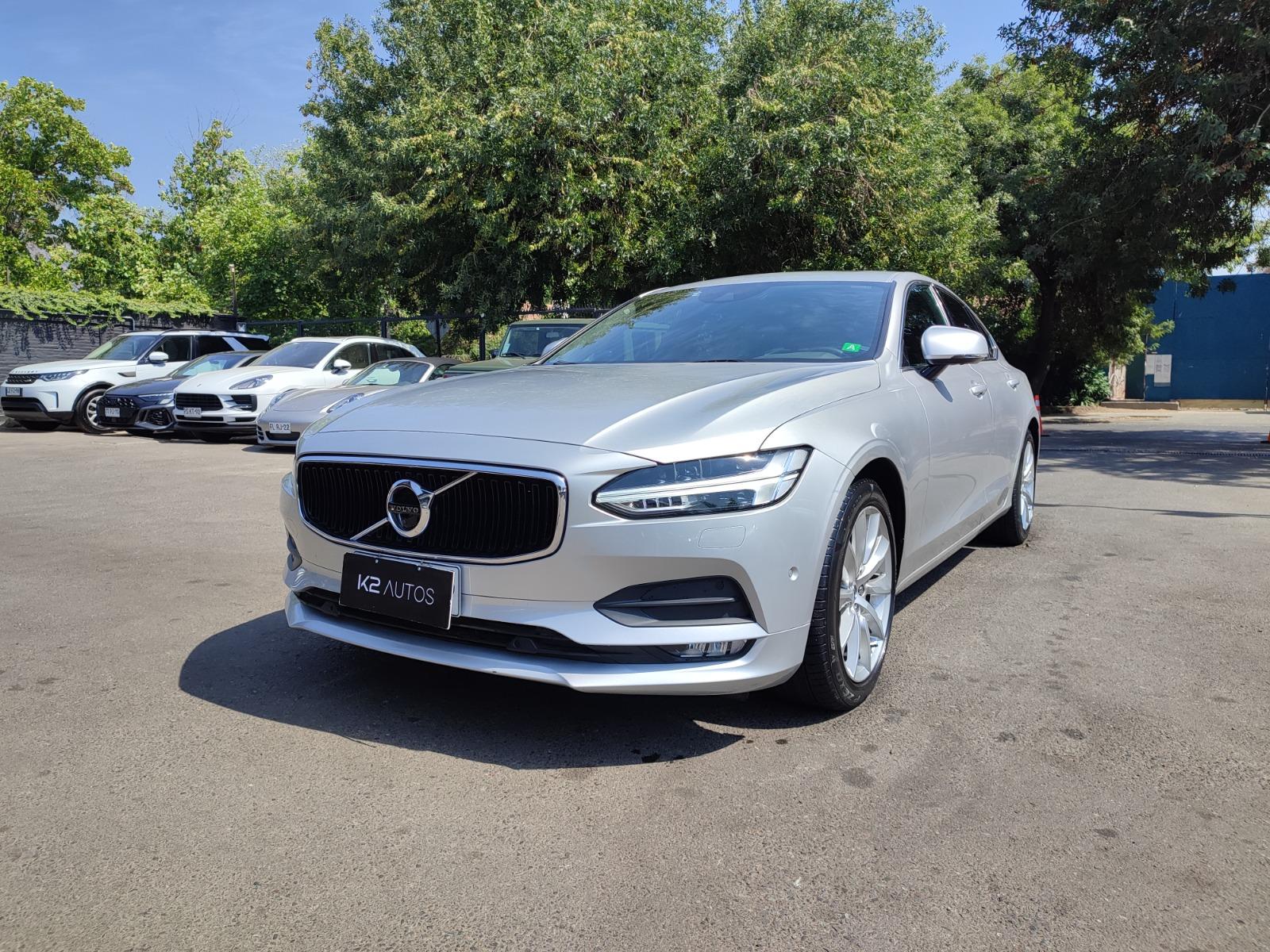 VOLVO S90 T6 2.0 MOMENTUM 4WD 2019 FULL EQUIPO, TODO AL DIA - K2 AUTOS