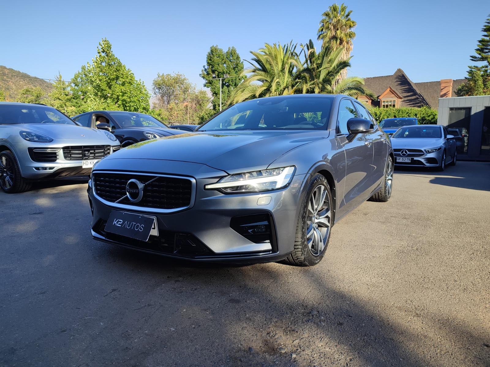 VOLVO S60 T4 II RDESIGN 2.0 2021 MANTENCIONES EN LA MARCA - FULL MOTOR