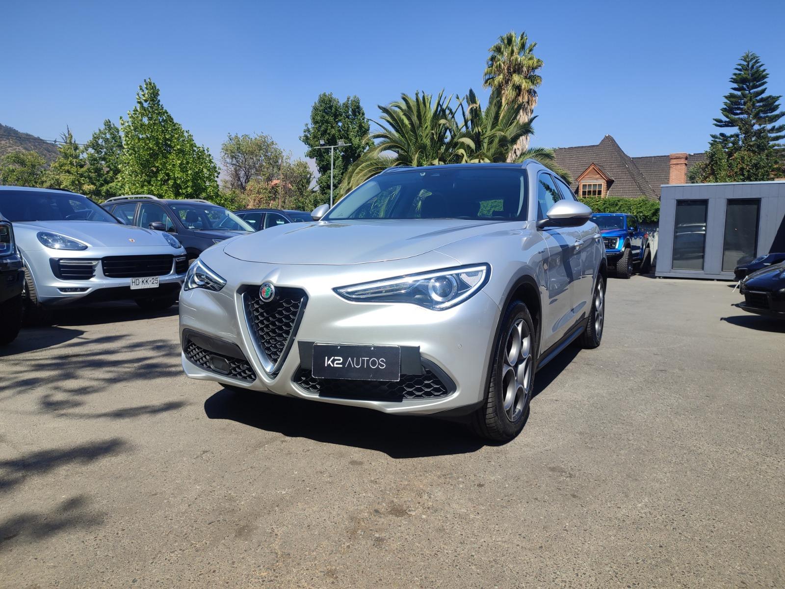 ALFA ROMEO STELVIO SUPER 2.0 TURBO 280 HP 2022 MANTENCIONES AL DIA - FULL MOTOR