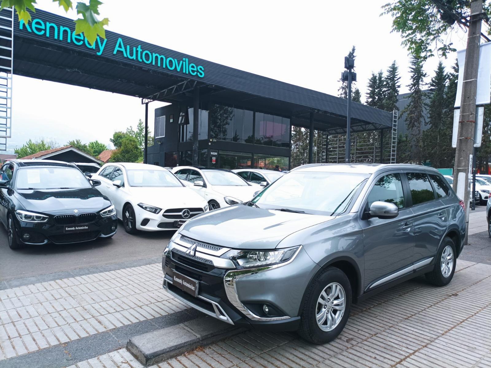 MITSUBISHI OUTLANDER 2.0 CVT 2019 Excelente Estado. Unico dueño. - KENNEDY AUTOMOVILES