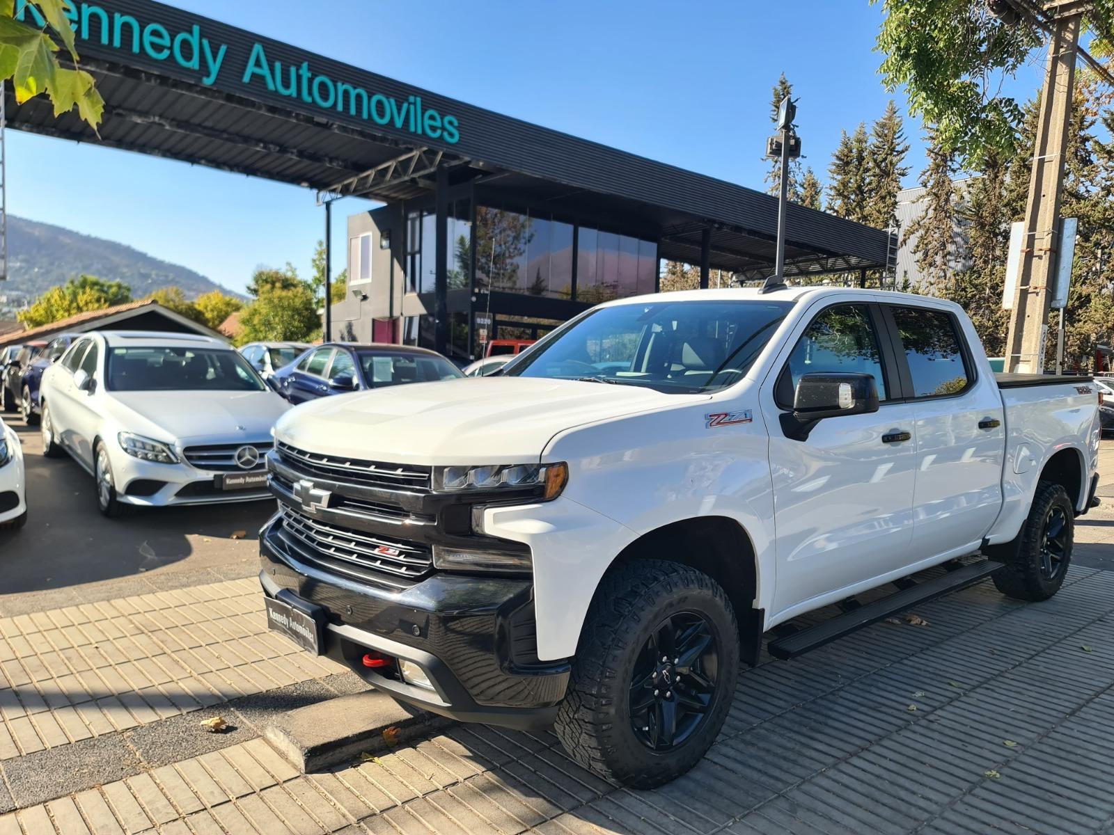 CHEVROLET SILVERADO 5.3 Auto LT Trail Boss DC 4WD 2020 Excelente estado. Oportunidad - KENNEDY AUTOMOVILES