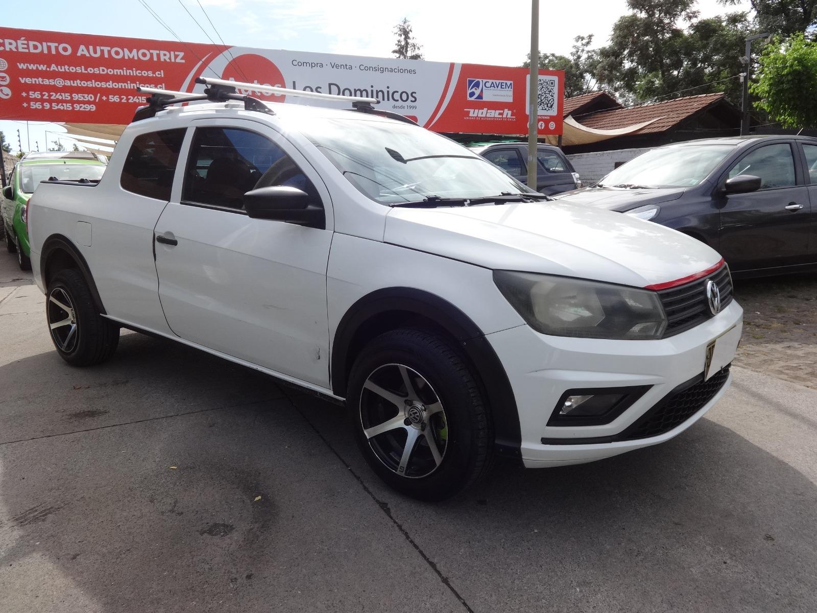 VOLKSWAGEN SAVEIRO COMFORTLINE 1.6 MEC FULL CarPlay AIRE AIRBAG ABS 2017 DOBLE CABINA  - AUTOS LOS DOMINICOS