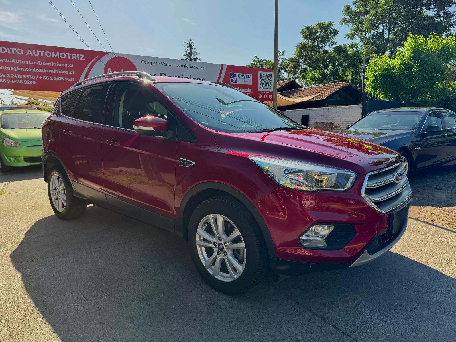 FORD ESCAPE SE 2.0 T AUT SOLO 43.000 KM  2020 MANTENCIONES FORD CENTER  FULL CARPLAY AIRE AIRBAG - AUTOS LOS DOMINICOS