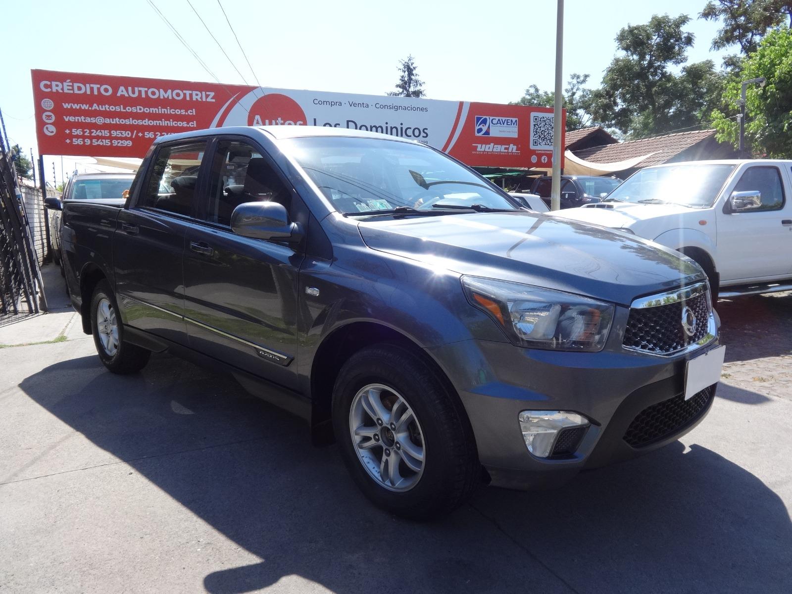 SSANGYONG ACTYON SPORT DIESEL 2.0 MEC UNICO DUEÑO 2014 FULL AIRE AIRBAG ABS - AUTOS LOS DOMINICOS