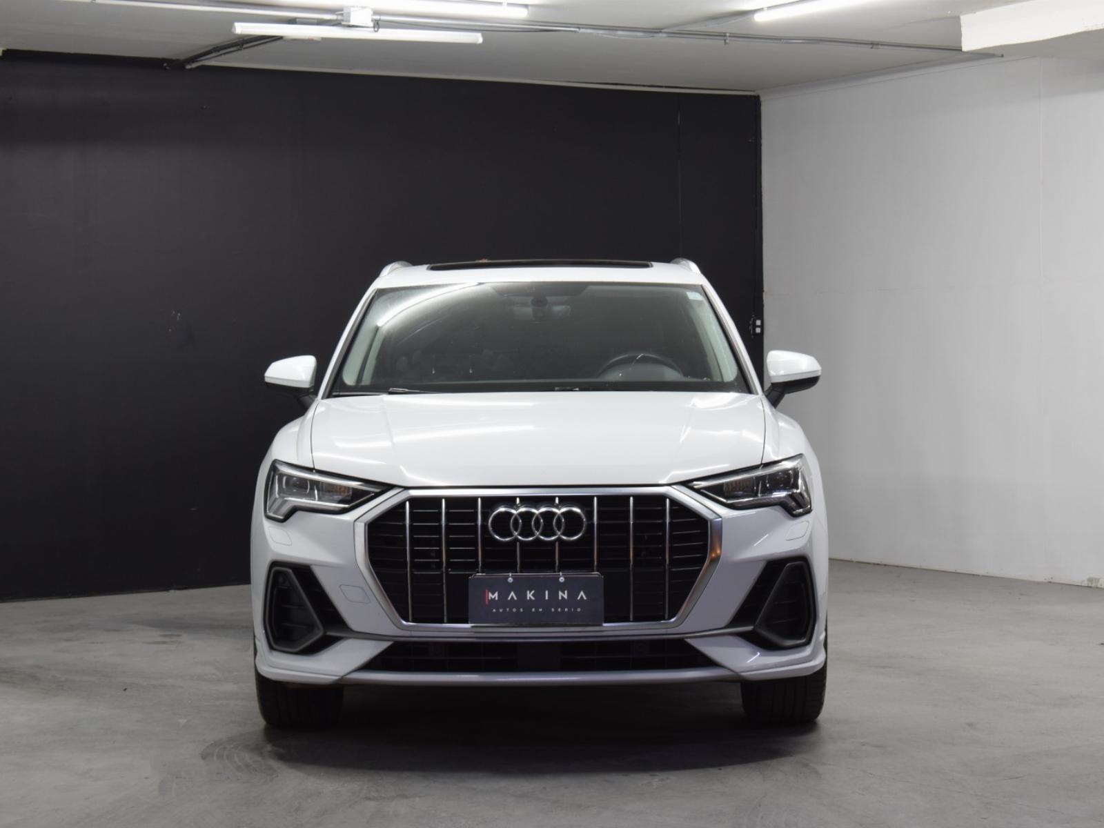 AUDI Q3 SLINE 2022 POCOS KILOMETROS - FULL MOTOR