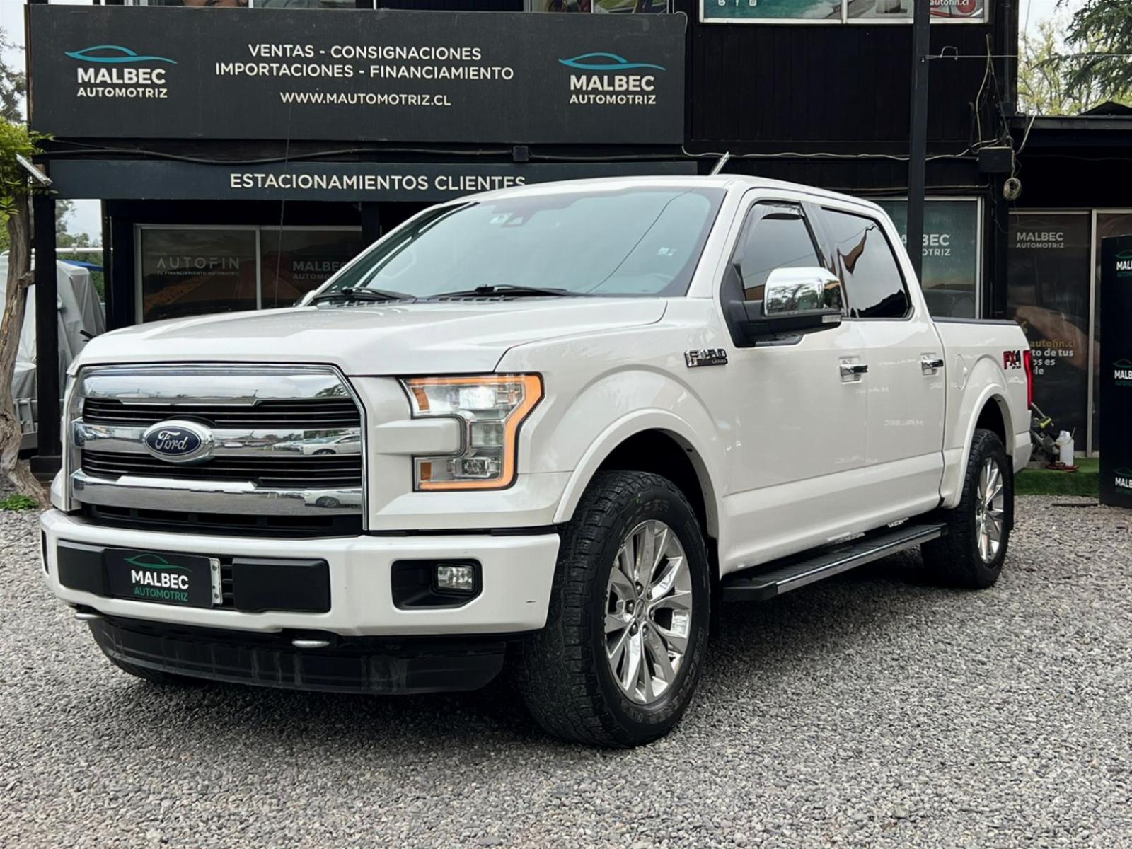 FORD F-150 LARIAT LUXURY 2016  FACTURABLE- MANTENIMIENTO EN LA MARCA  - MALBEC AUTOMOTRIZ