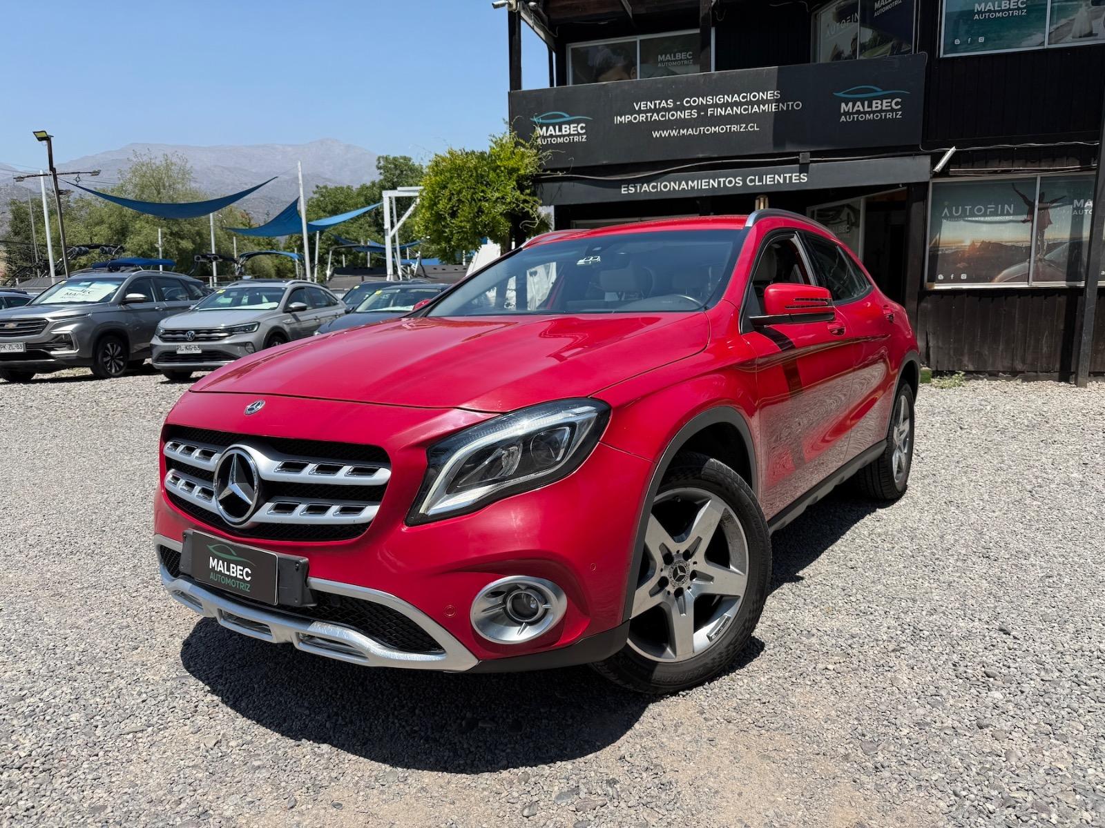 MERCEDES-BENZ GLA 200  2021  - MALBEC AUTOMOTRIZ