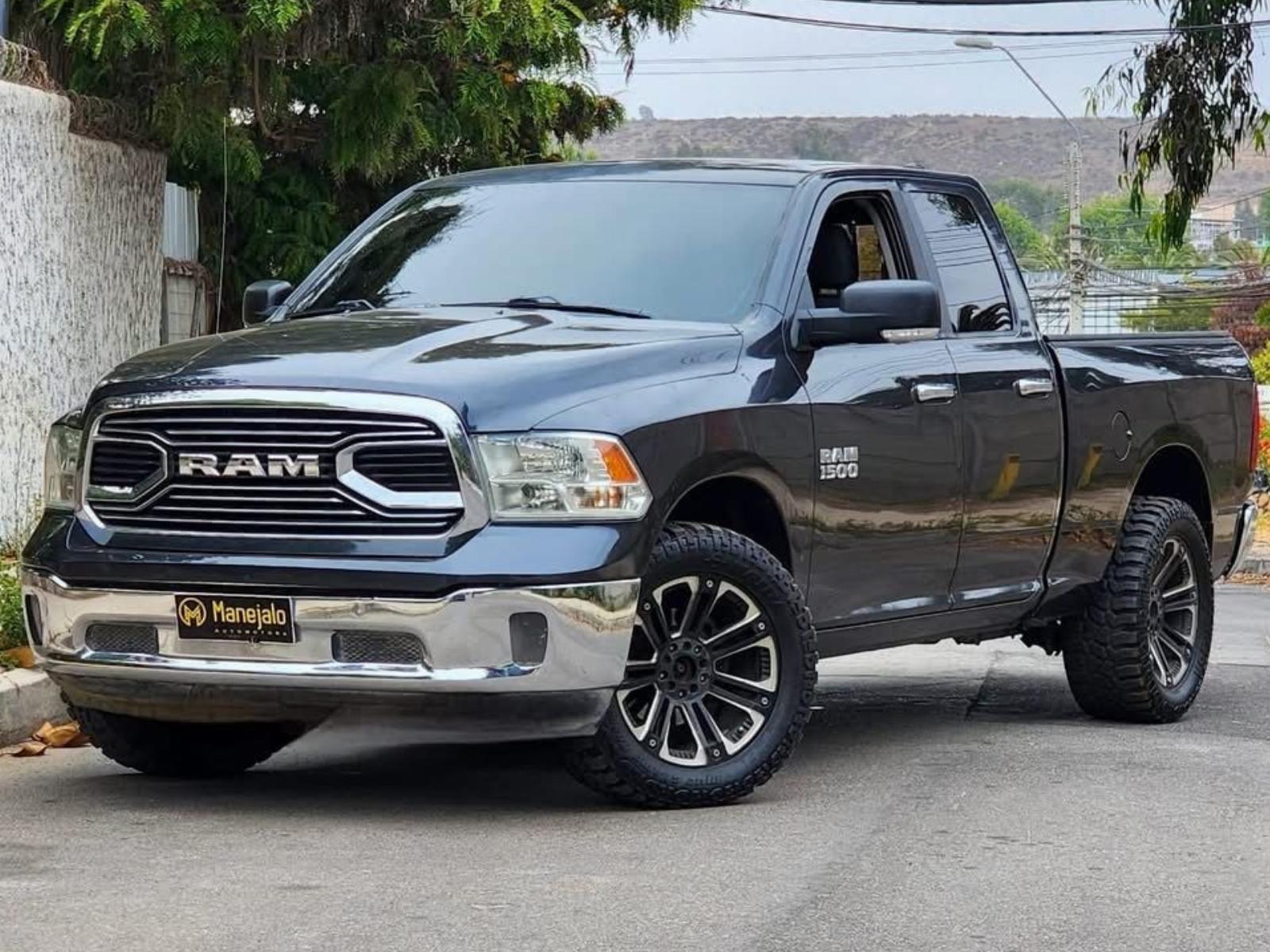 DODGE RAM 1500 SLT 4x4 3.6L V6   2019 