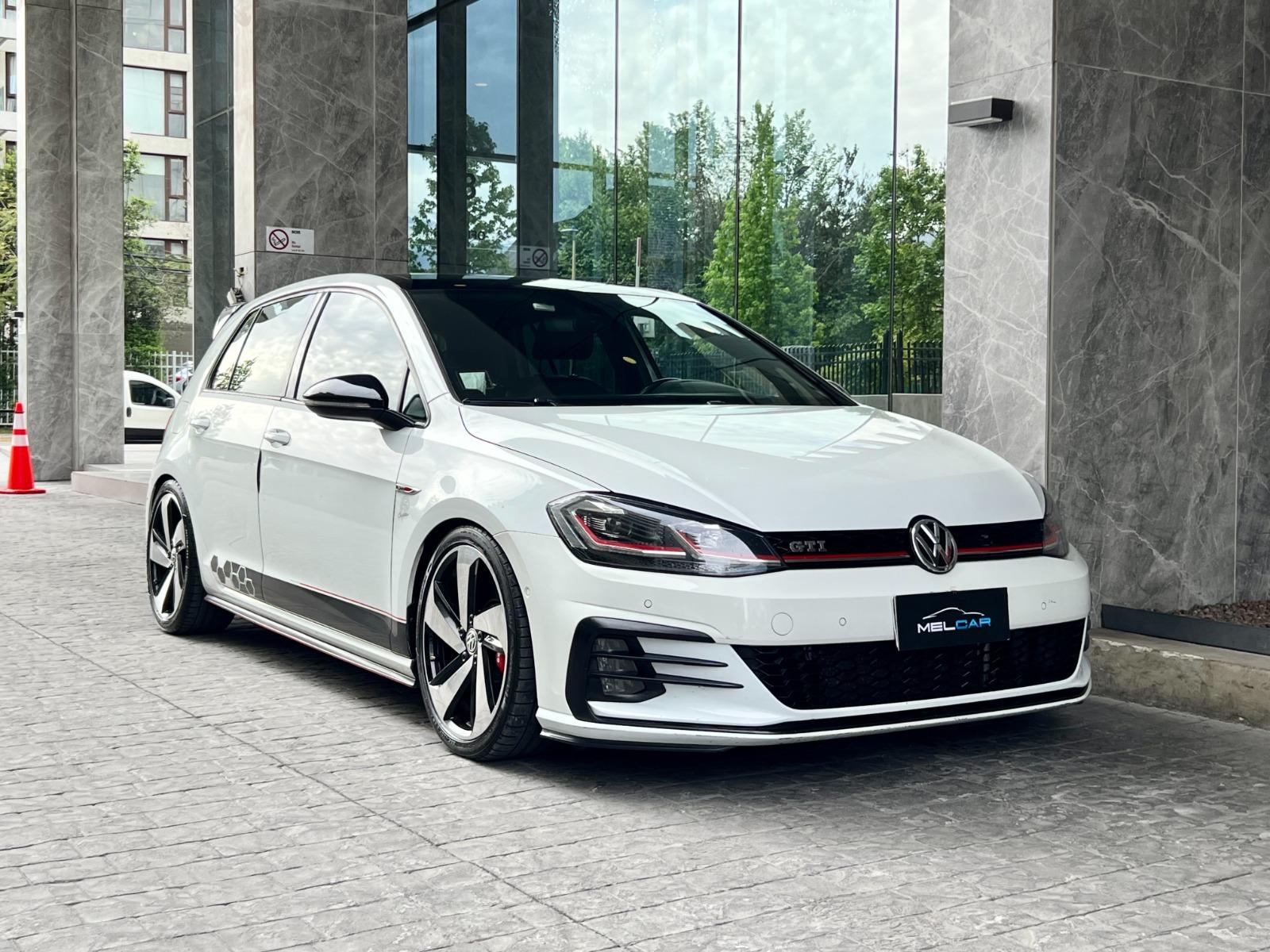 VOLKSWAGEN GOLF GTI MK7.5 2019 ÚNICO DUEÑO EQUIPO EXTRA - FULL MOTOR