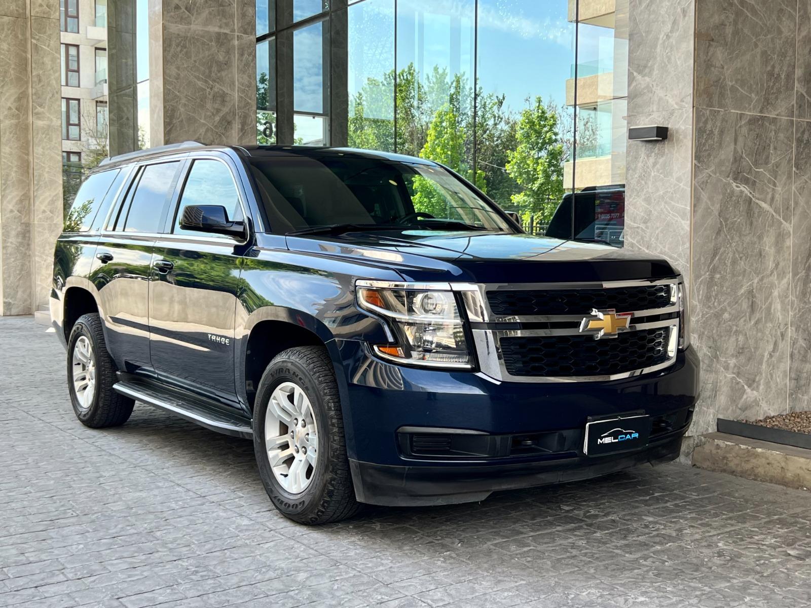 CHEVROLET TAHOE LT 5.3 4WD 2019 TRES CORRIDAS DE ASIENTOS - FULL MOTOR