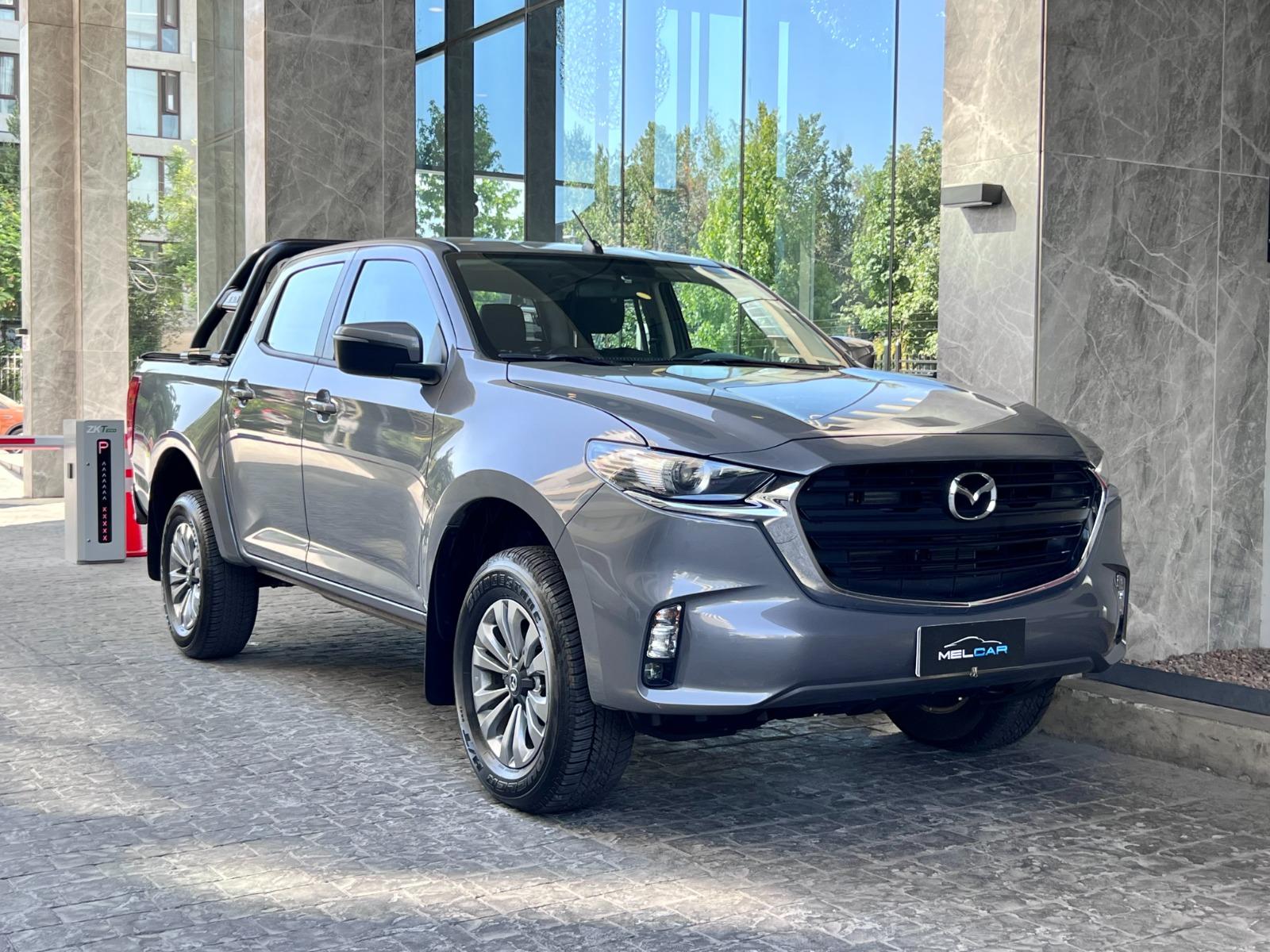 MAZDA BT-50 CORE 4X4 3.0 DIESEL 2024 ÚNICO DUEÑO - FULL MOTOR