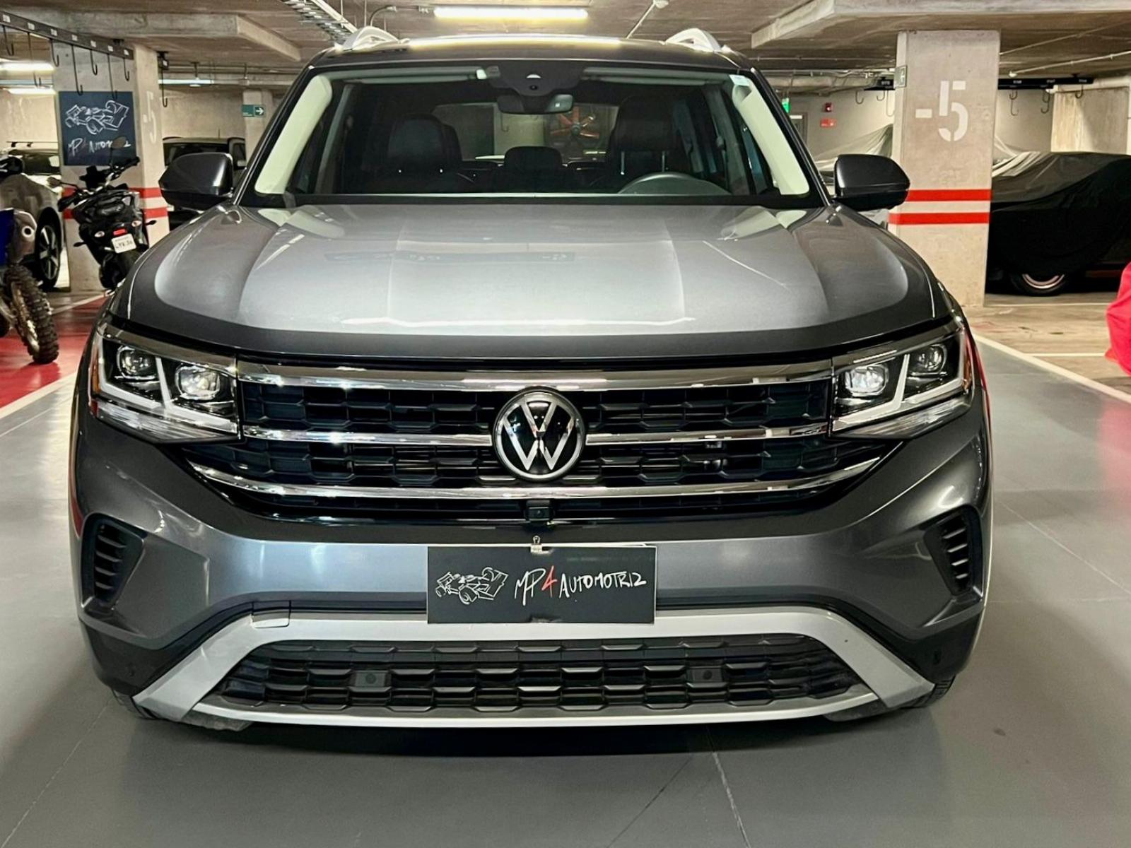 VOLKSWAGEN ATLAS LIMITED 2022 TRES CORRIDAS DE ASIENTOS - FULL MOTOR