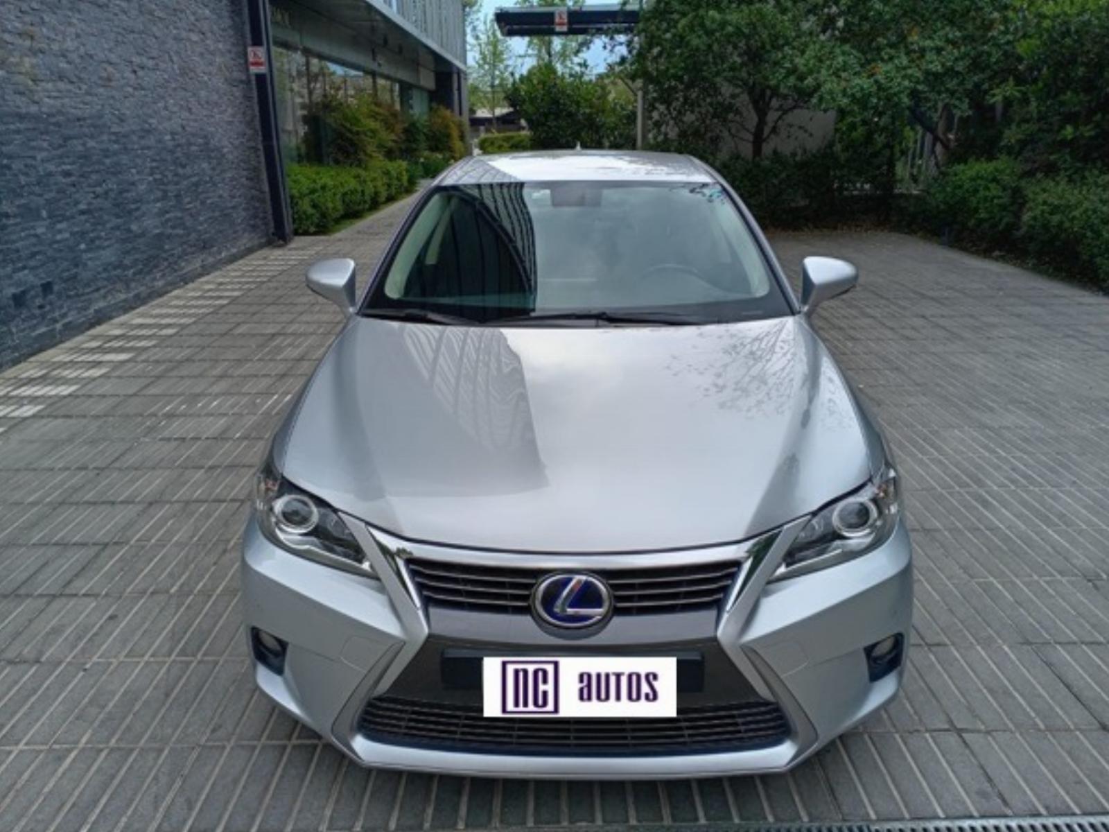 LEXUS CT200H 200H 1.8 E-CVT Lujo Auto 2015 Excelente Oportunidad - FULL MOTOR