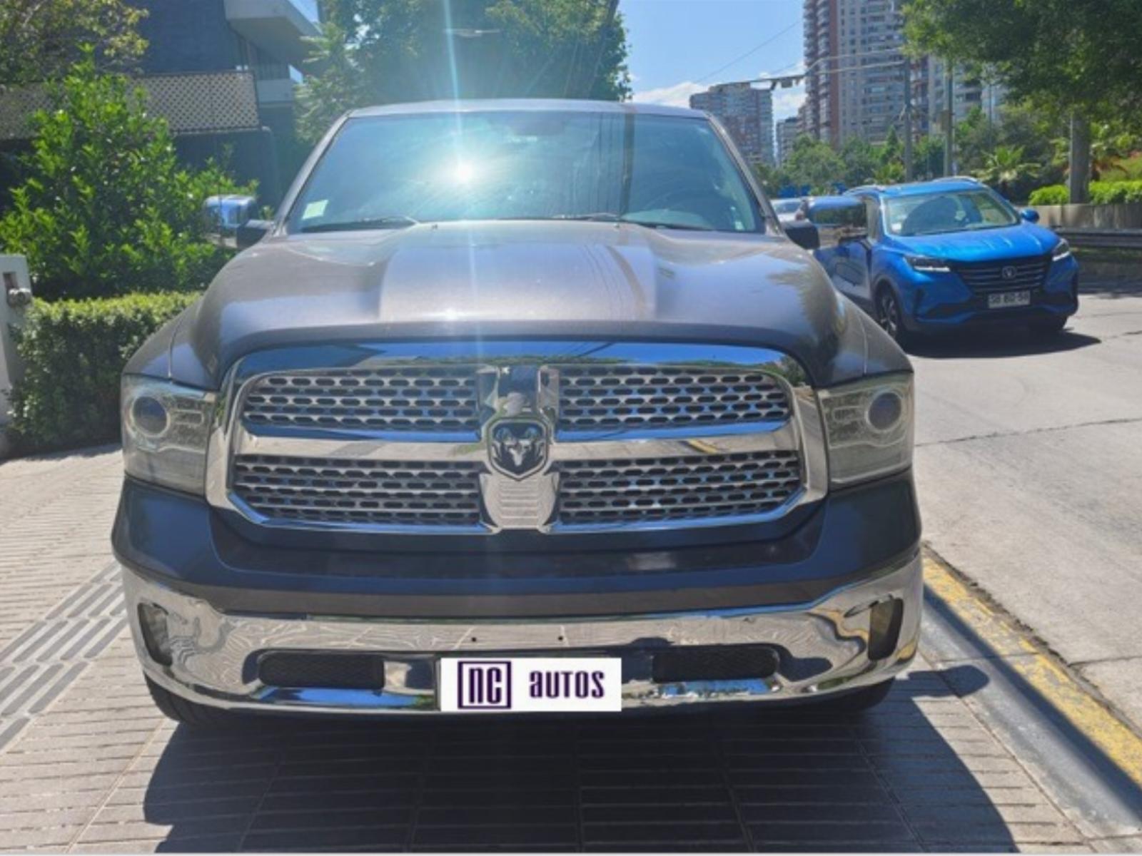 DODGE RAM 1500 LARAMIE 5.7 AUT 2014 Excelente Oportunidad - FULL MOTOR