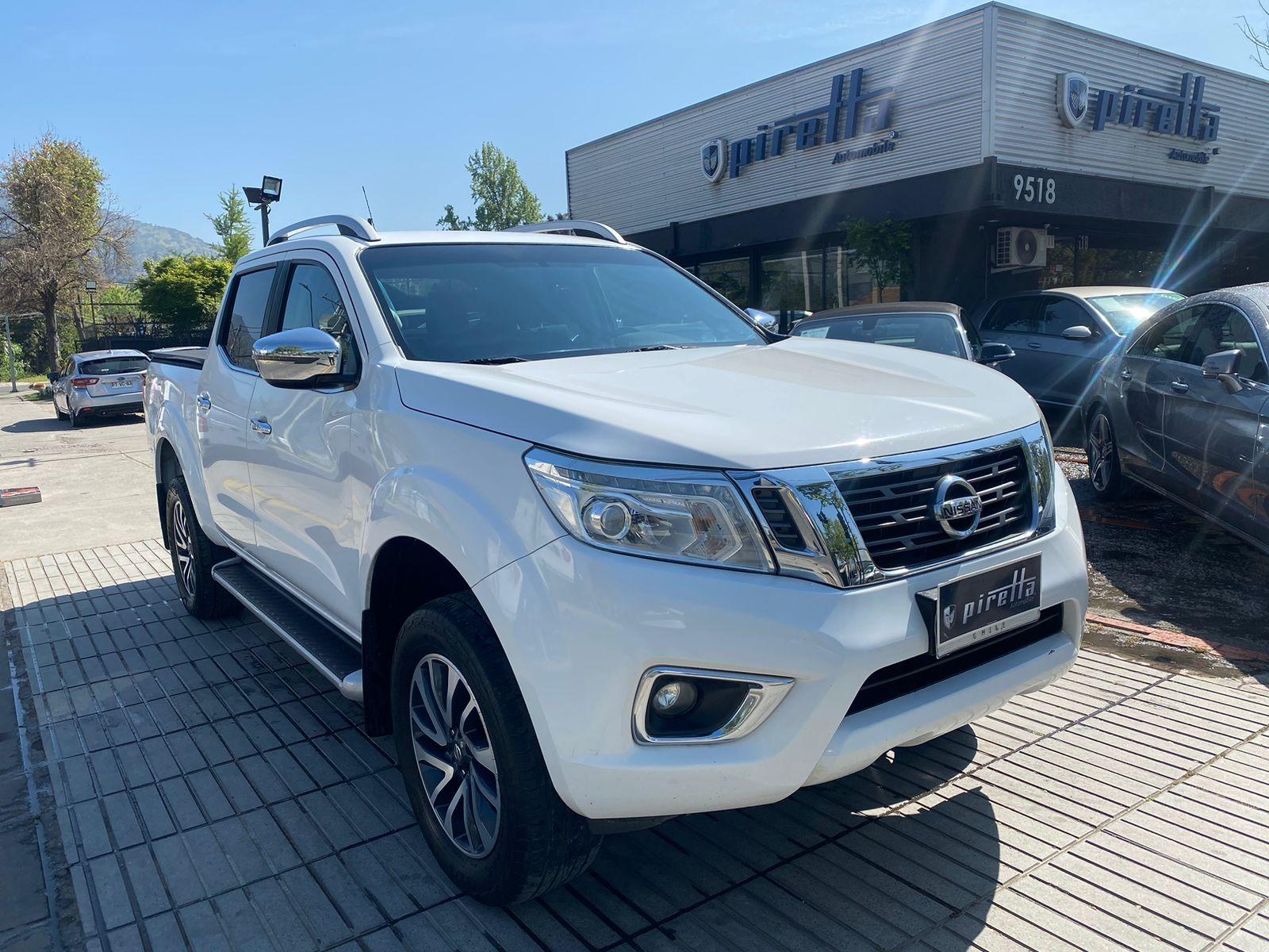 NISSAN NP300 DCAB LE 4X4 2.3 2019 IMPECABLE ESTADO. - PIRETTA AUTOMOBILE