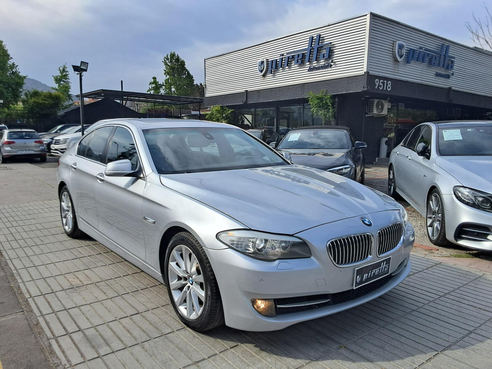 BMW 530D Executive 2011 MANTENCIONES AL DÍA. - PIRETTA AUTOMOBILE