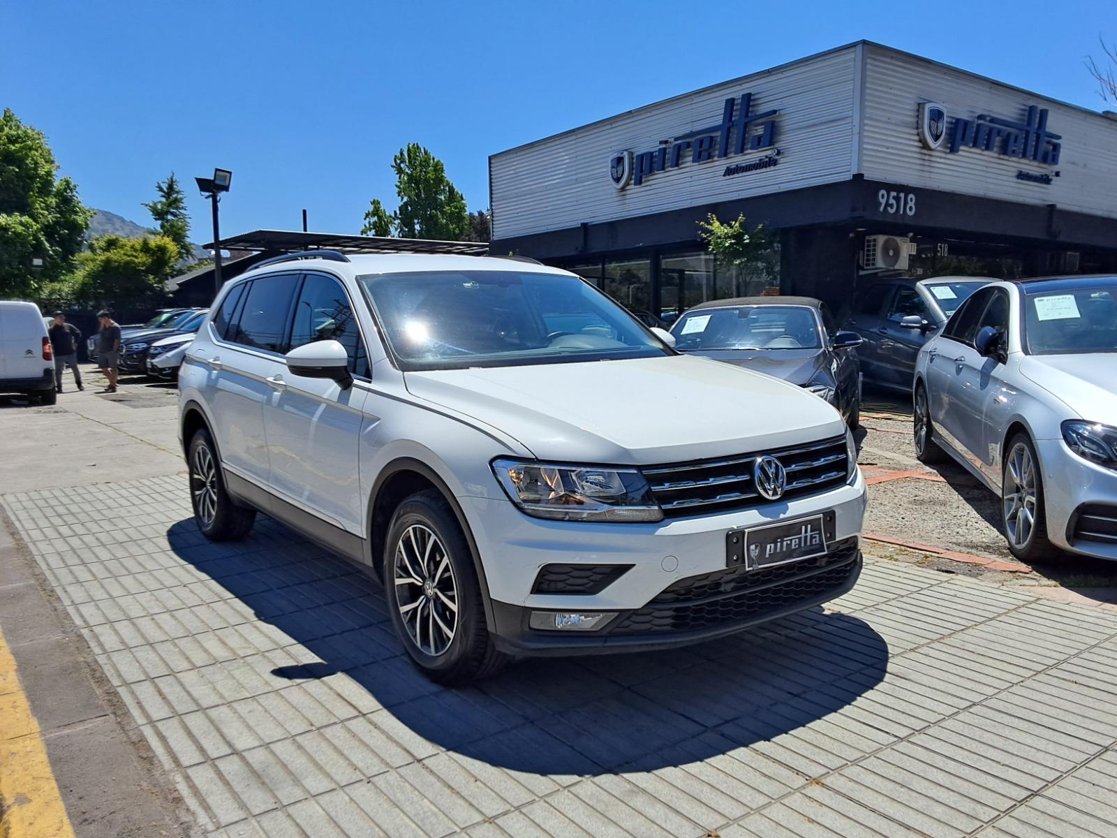 VOLKSWAGEN TIGUAN TIGUAN TDI 2.0 2019 1 DUEÑOS, MANTENCIONES AL DÍA, EN LA MARCA - PIRETTA AUTOMOBILE