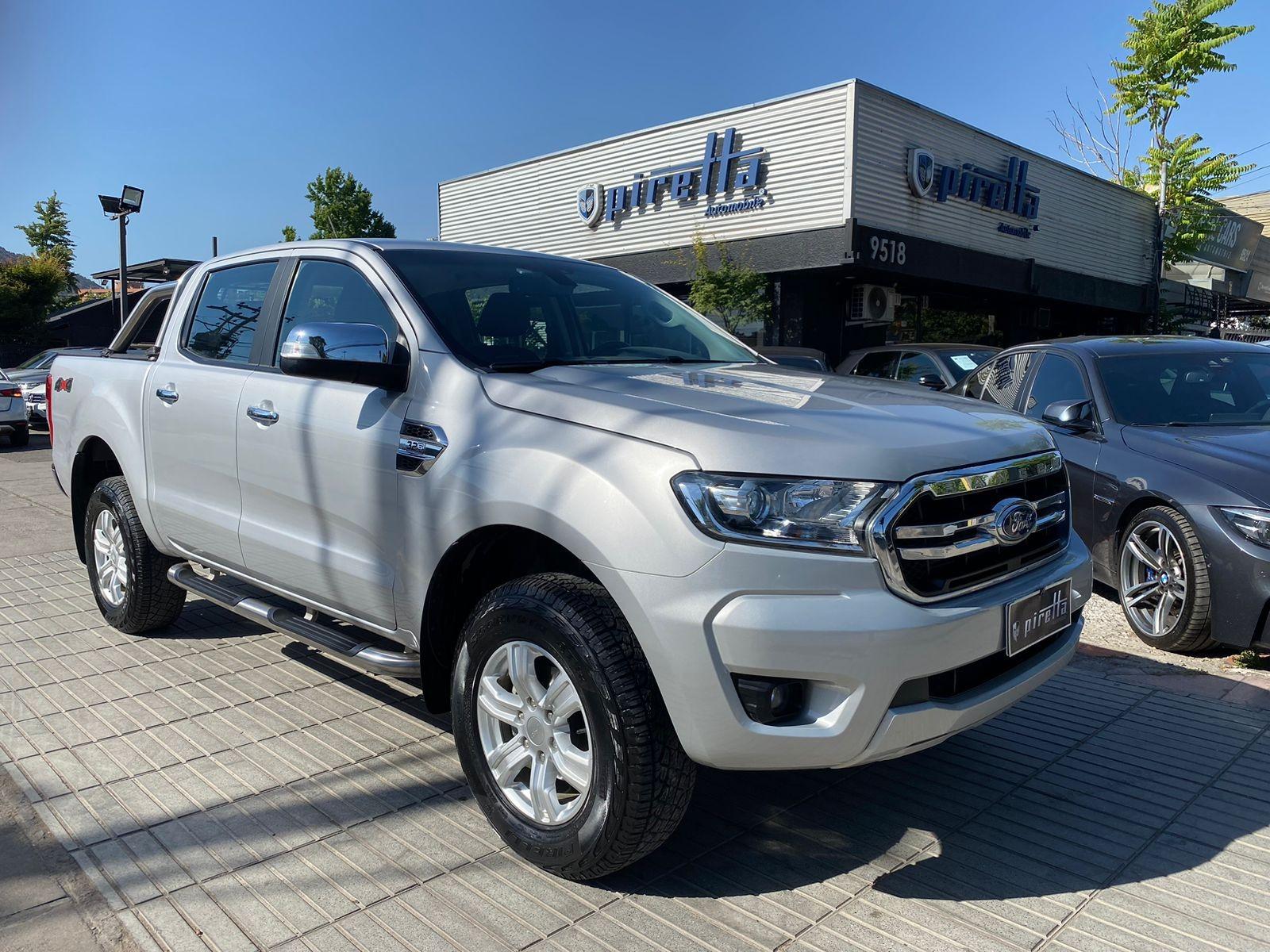 FORD RANGER XLT 3.2 AWD  2023 COMO NUEVA, MANTENCION EN LA MARCA - PIRETTA AUTOMOBILE