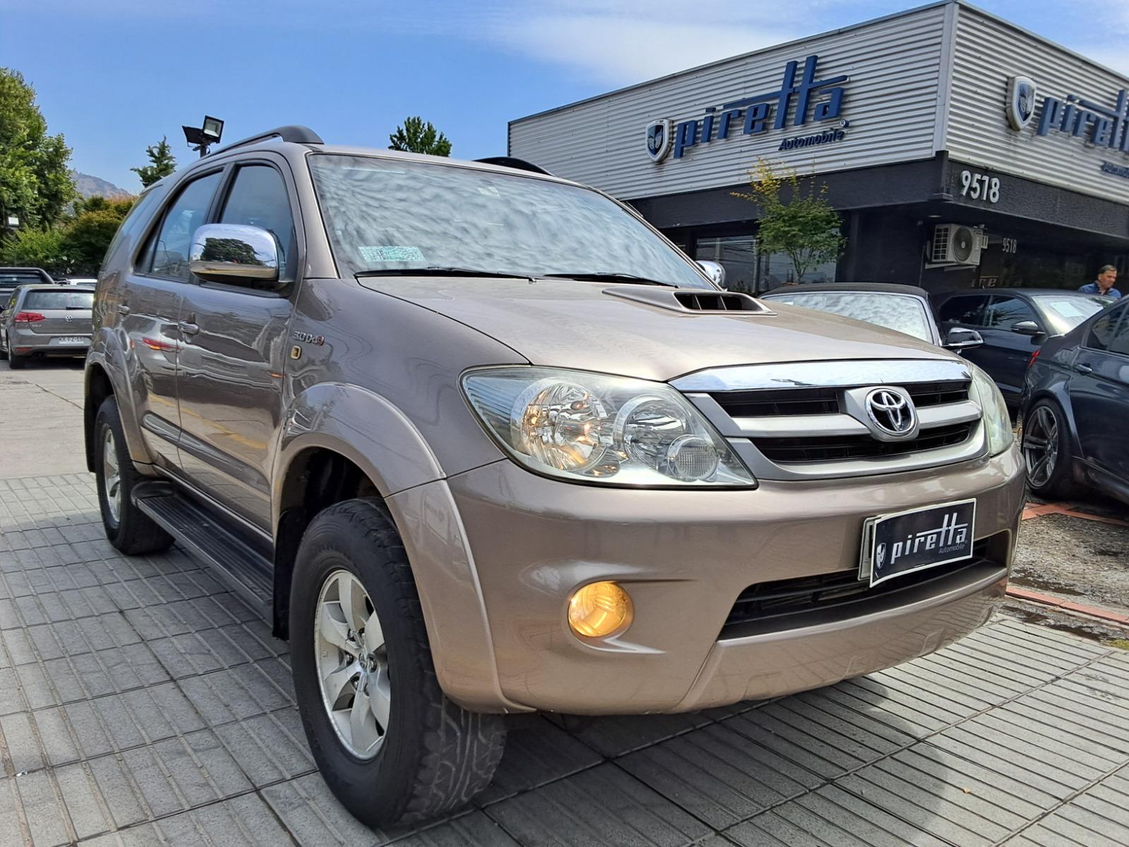 TOYOTA FORTUNER 3.0. DID 4X4 2006 ÚNICA DUEÑA - PIRETTA AUTOMOBILE