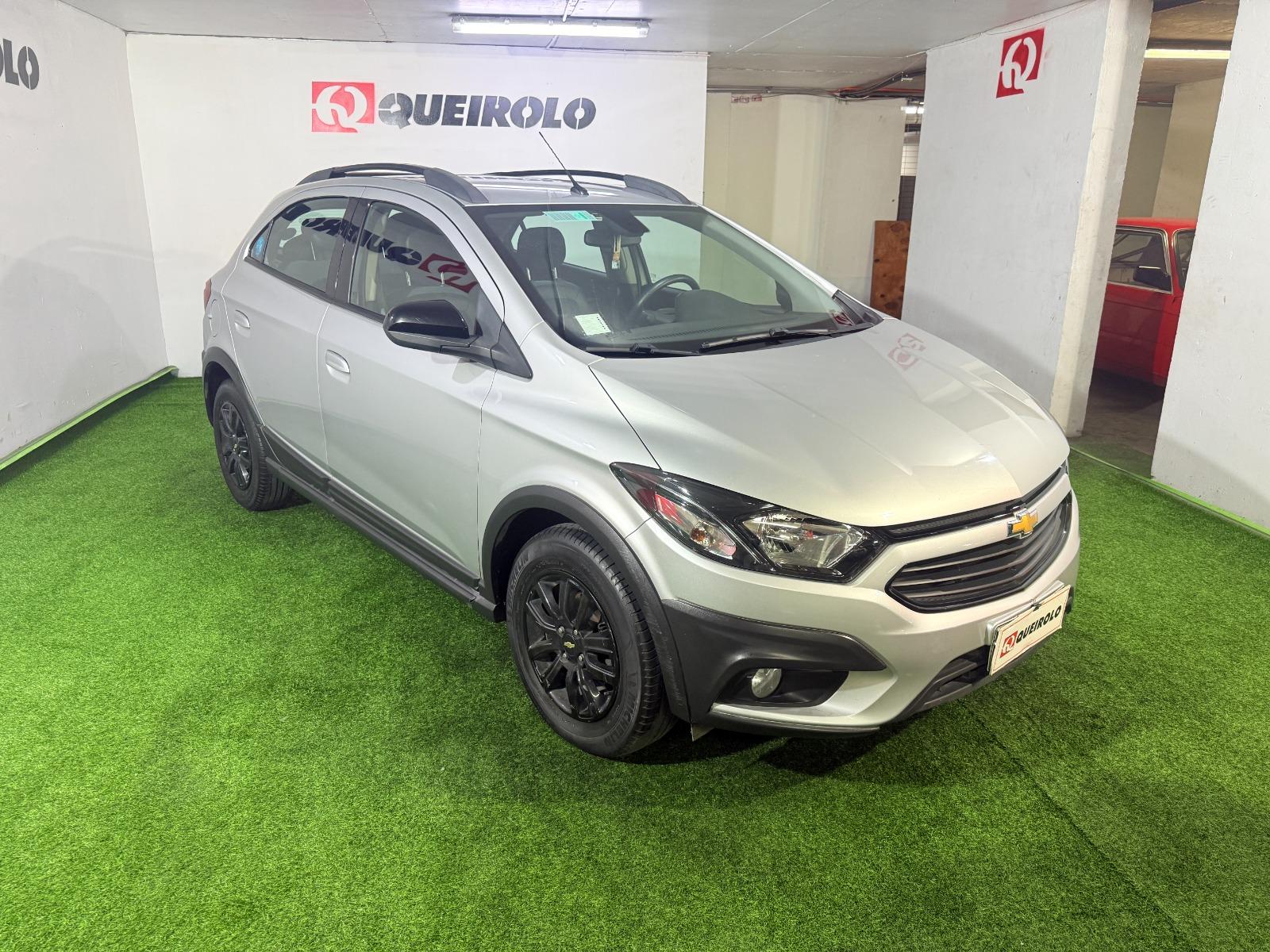 CHEVROLET ONIX HATCH BACK 1.4 ACTIVE 2019 EXCELENTES CONDICIONES - QUEIROLO MUNDO 4x4