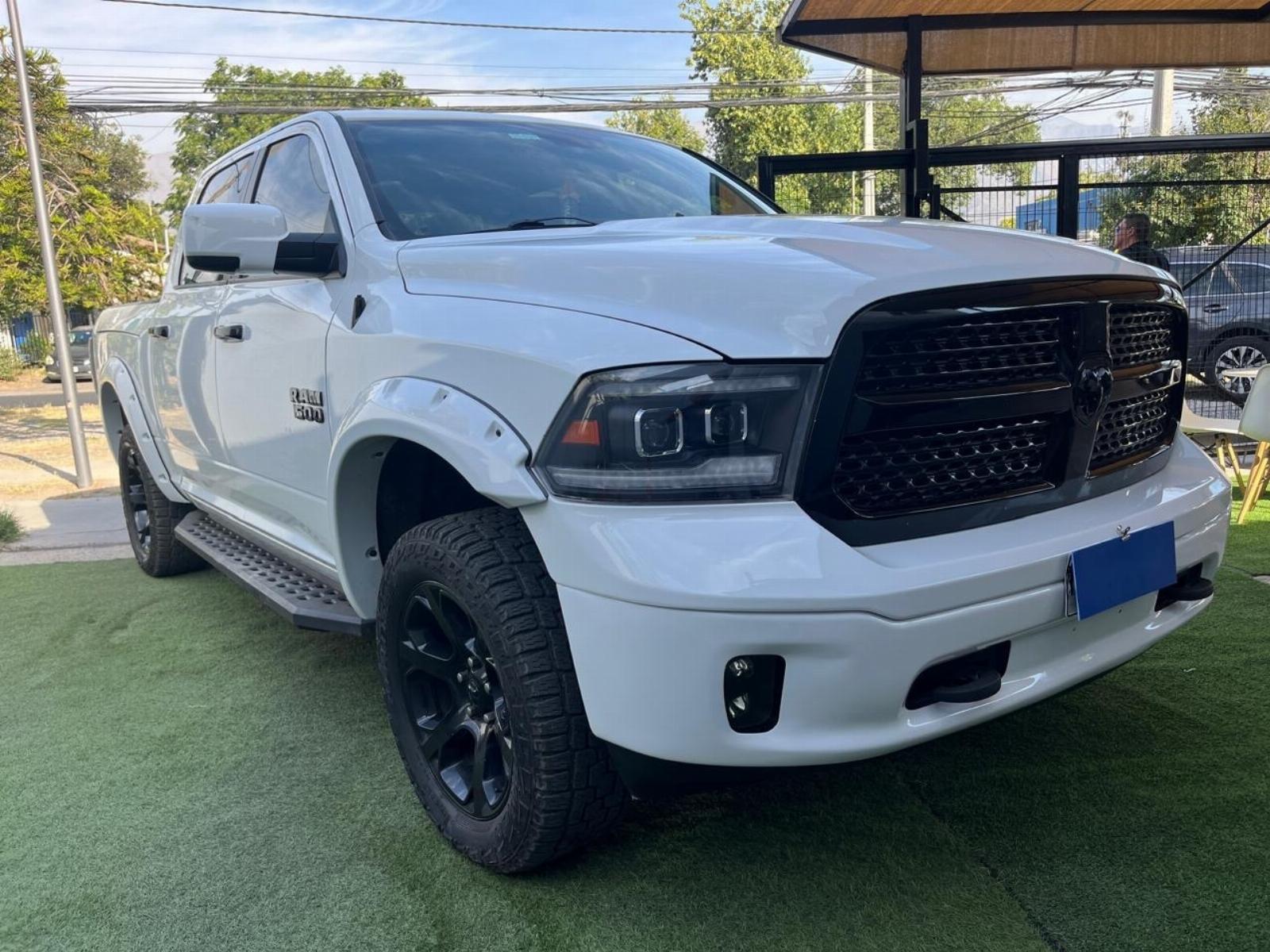 DODGE RAM 1500 laramie 2014 EXCELENTE ESTADO, ASIENTOS DE CUERO, VERSION LARAM - SANTIAGO MOTORS