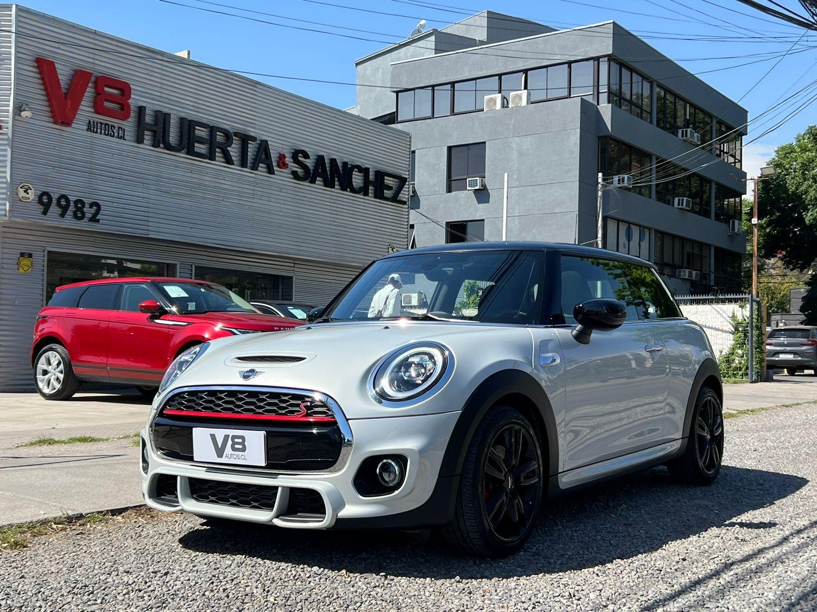 MINI COOPER S LOOK JCW 2020 MANTENIMIENTO EN LA MARCA - V8 AUTOS