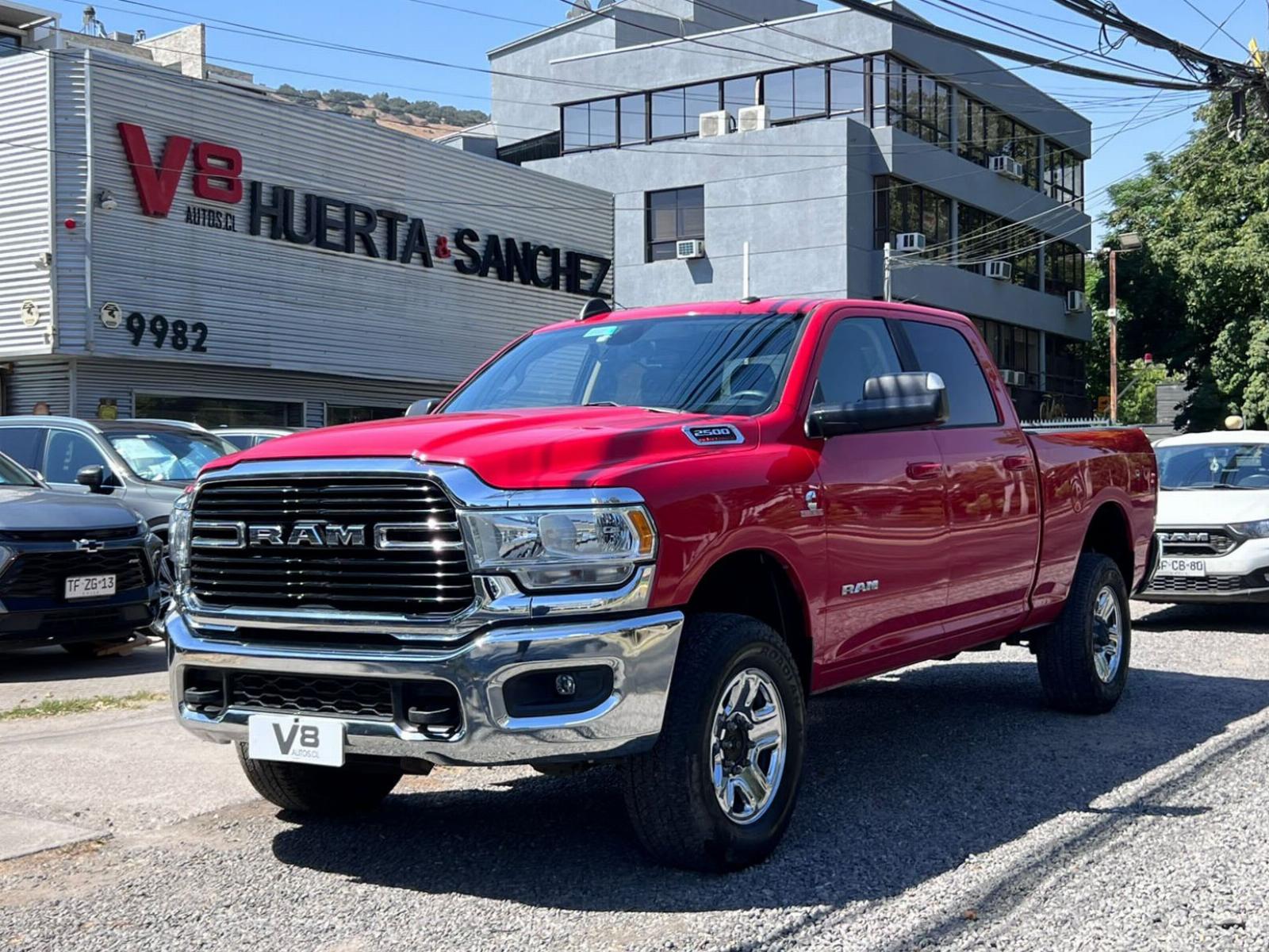 RAM 2500 BIGHORN 6.7  2020 CUMMINS DIESEL 4x4 - V8 AUTOS