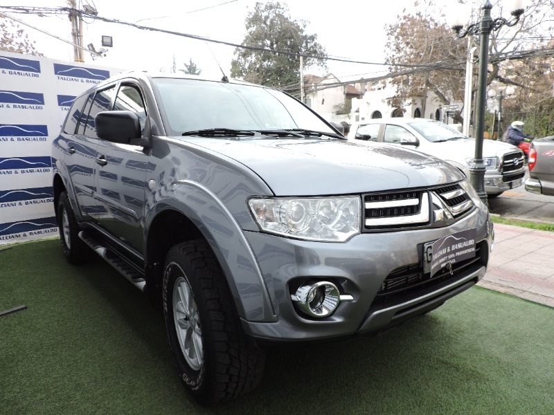 Mitsubishi Montero (2015)  Información general 