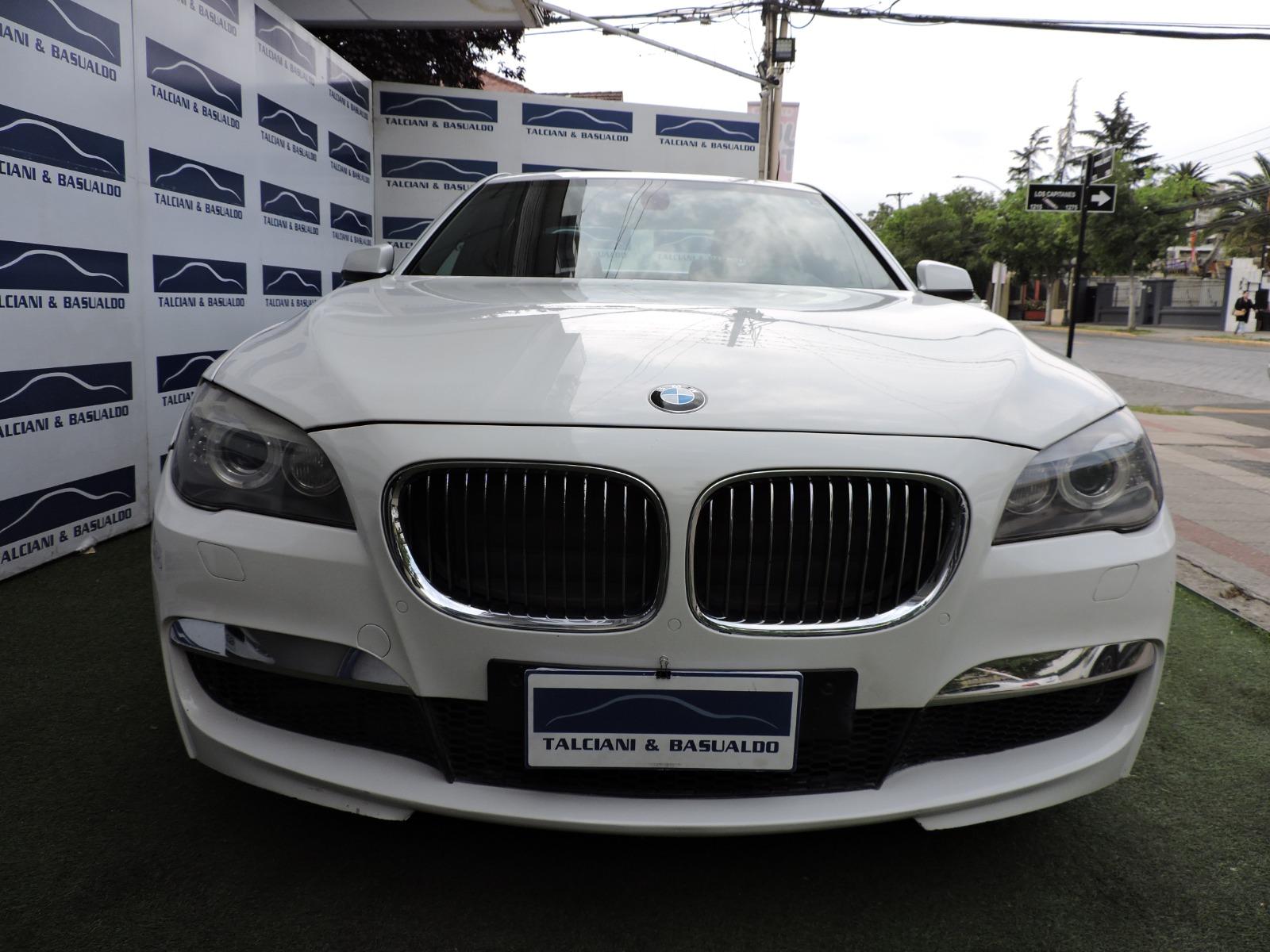 BMW 740 I M 3.0 AUTO 2013 FULL EQUIPO - TALCIANI BASUALDO