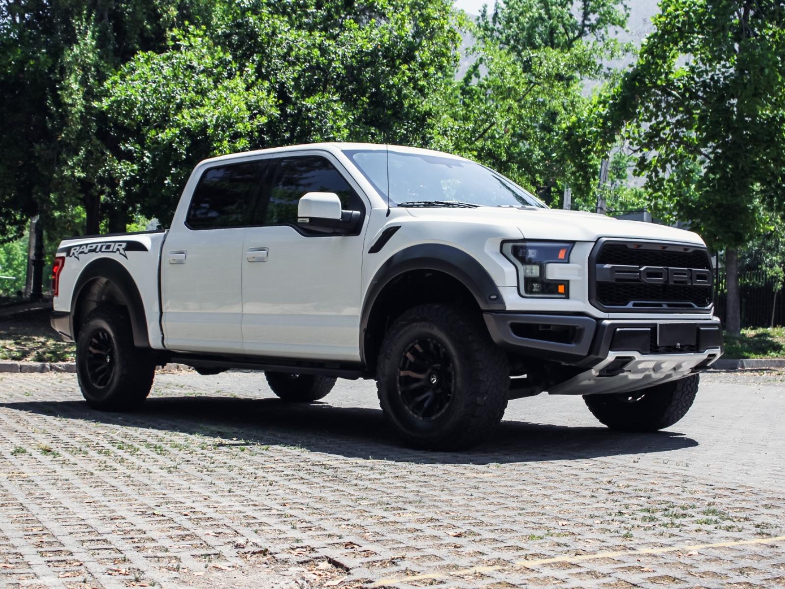 FORD F-150 DCAB XLT 4X4 5.0 AUT 2015  - THE SUPER GARAGE