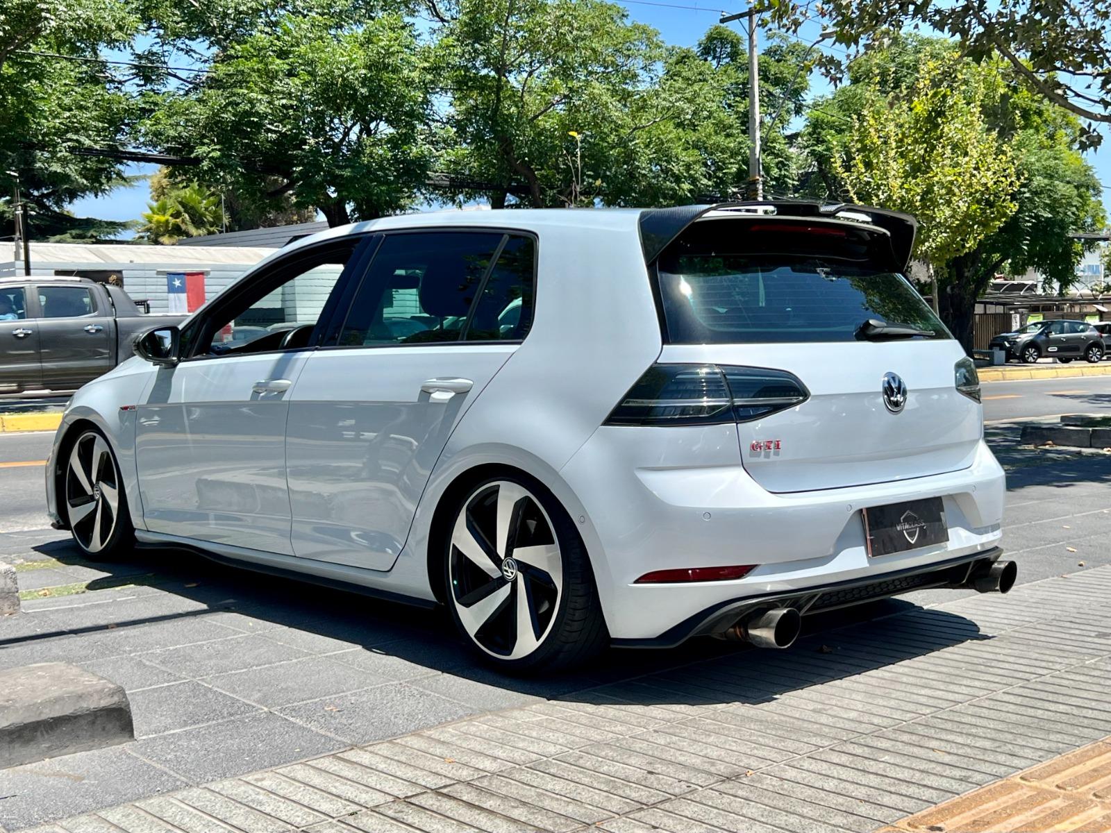 Mini coche eléctrico Golf GTI