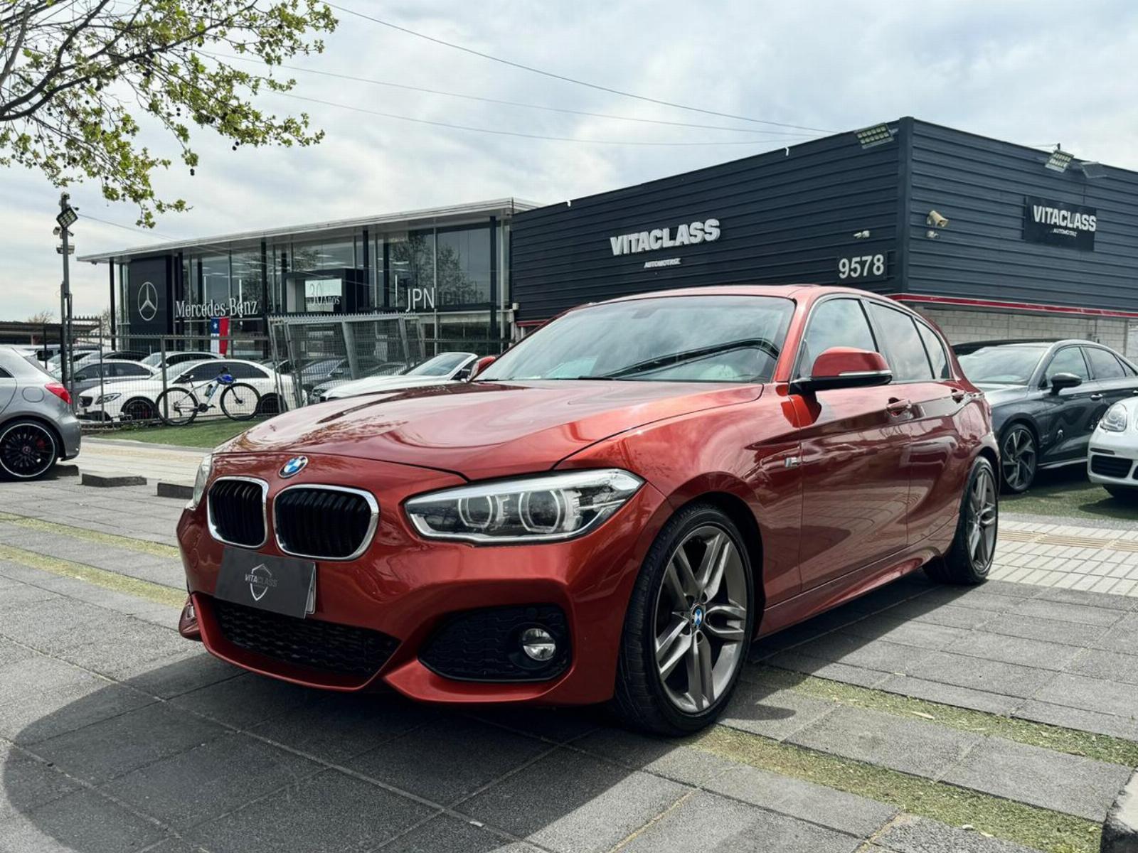 BMW 118 DIESEL M SPORT  2019 MANTENIMIENTO AL DÍA - VitaClass