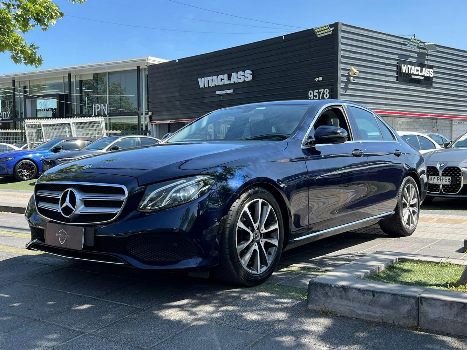 MERCEDES-BENZ E200  2019 2.0 TURBO - VitaClass