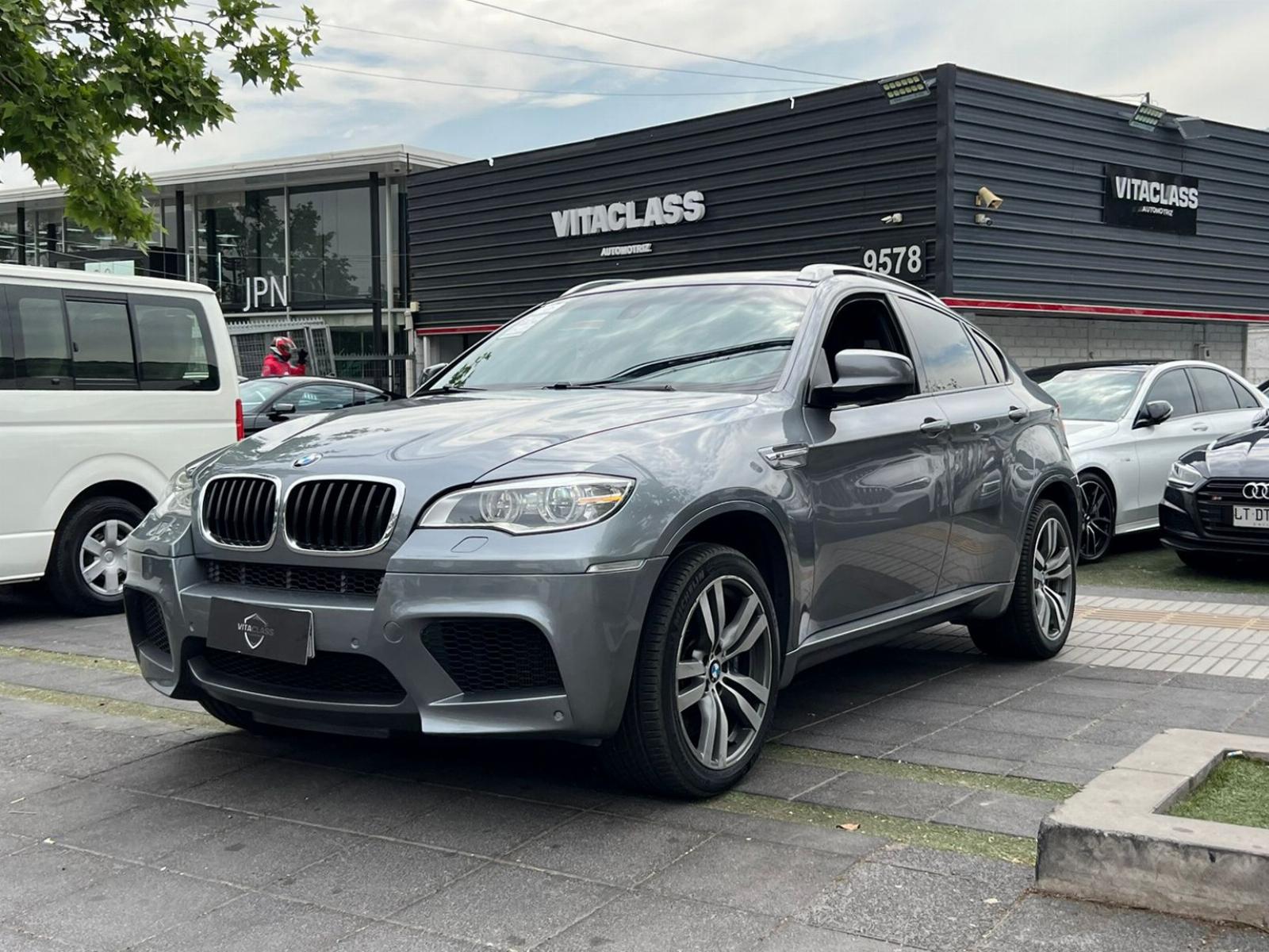 BMW X6 M 4.4 2015 MANTENIMIENTO AL DÍA - VitaClass