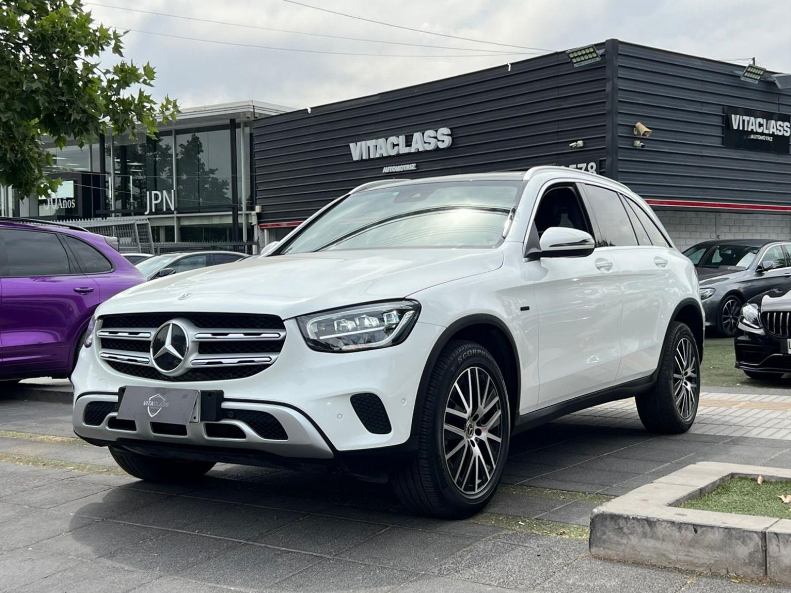 MERCEDES-BENZ GLC 300 e 2022 HÍBRIDO 4MATIC - VitaClass