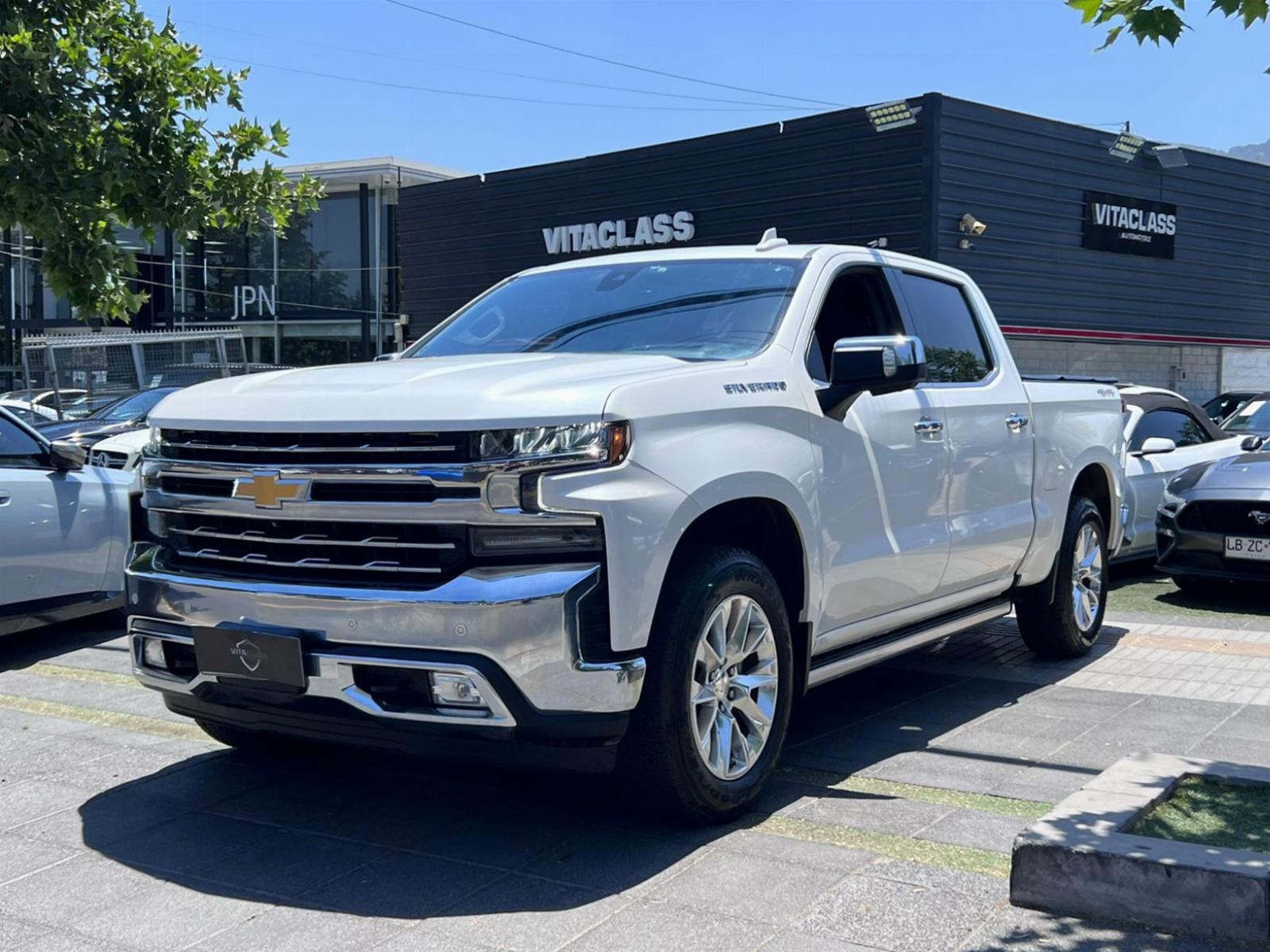 CHEVROLET SILVERADO LTZ  2021 5.300 CC 4WD - VitaClass