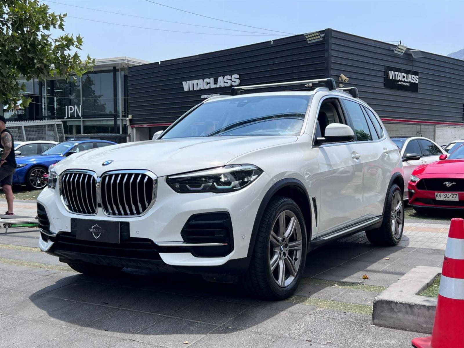 BMW X5 EXECUTIVE DIESEL 30D 2022 MANTENIMIENTO AL DÍA  - 