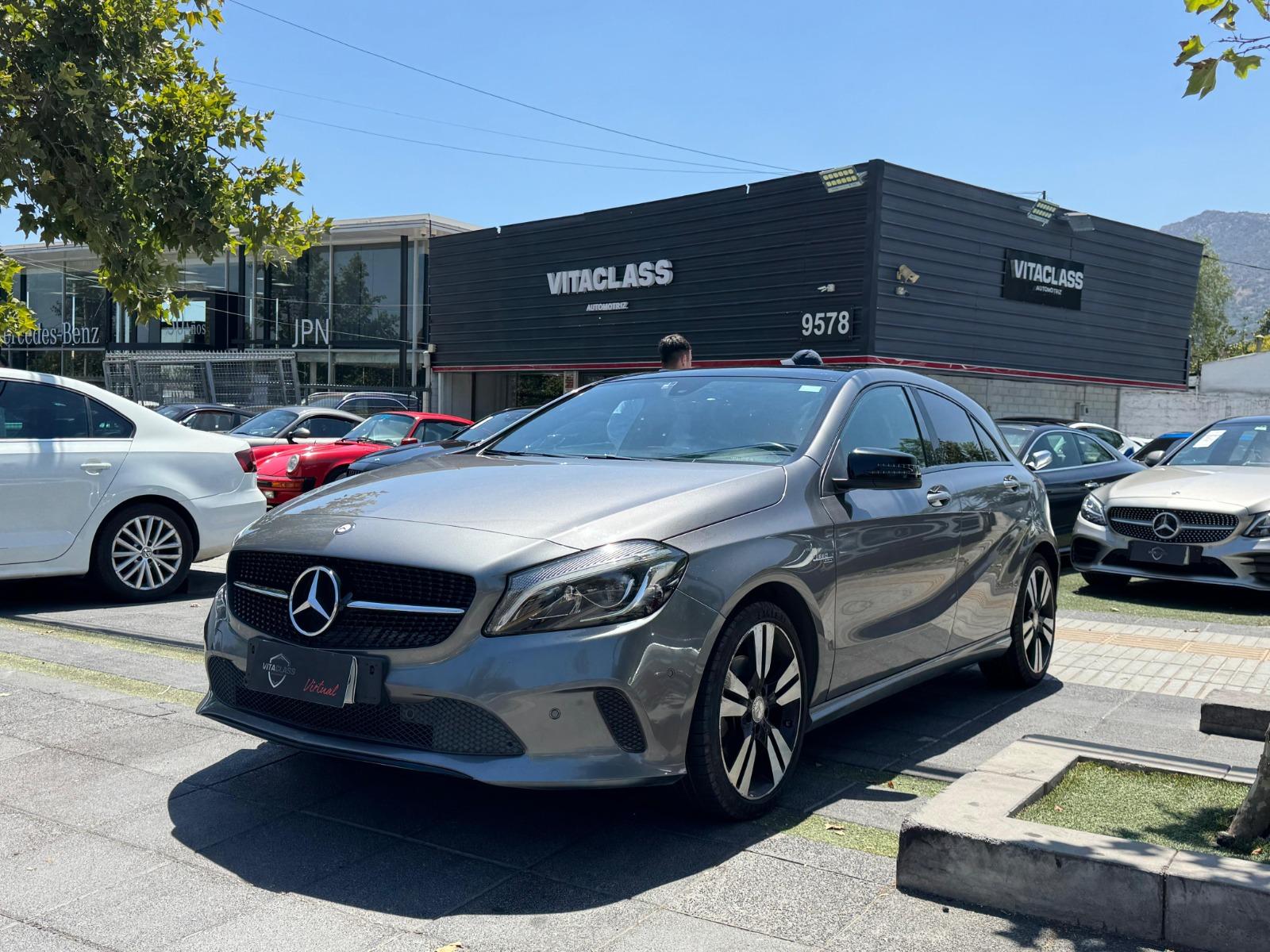 MERCEDES-BENZ A200 DIÉSEL 2017 2.1 DIESEL - VitaClass